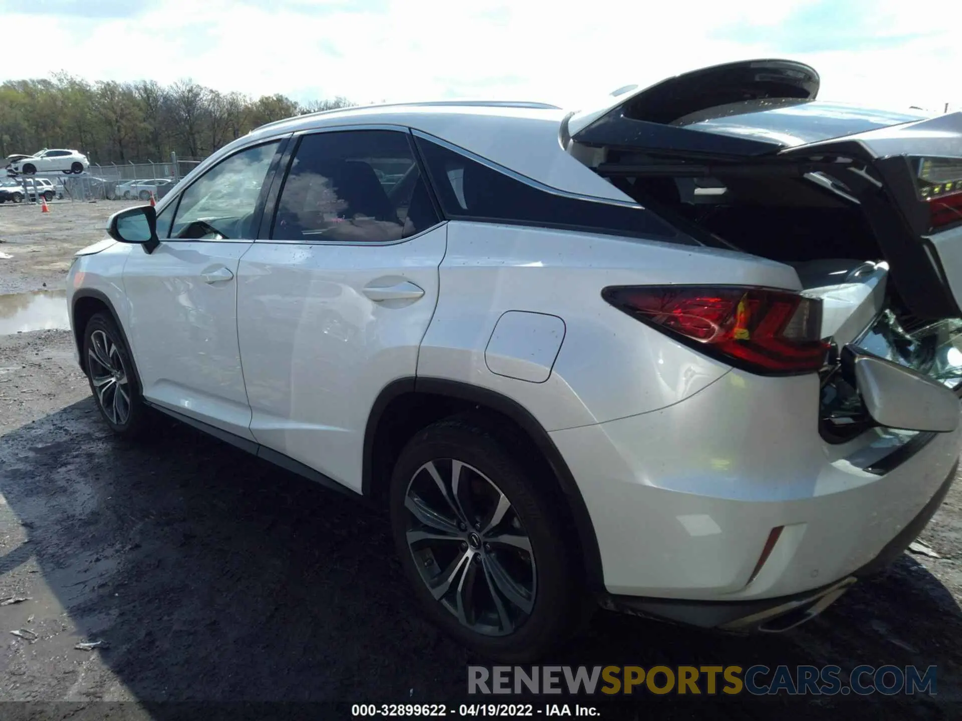 3 fotografías del automóvil dañado 2T2BZMCA3KC208193 LEXUS RX 2019