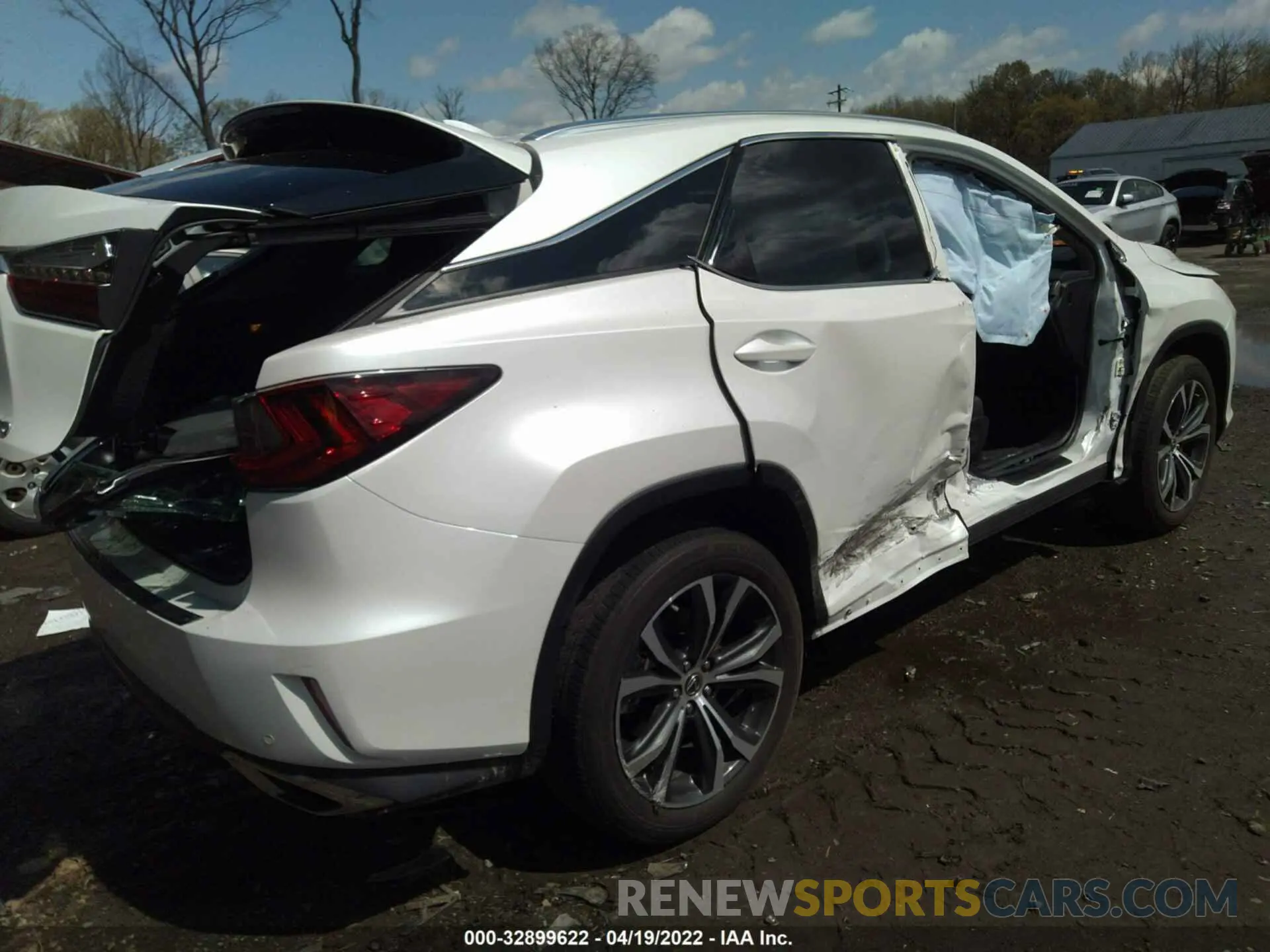 4 fotografías del automóvil dañado 2T2BZMCA3KC208193 LEXUS RX 2019