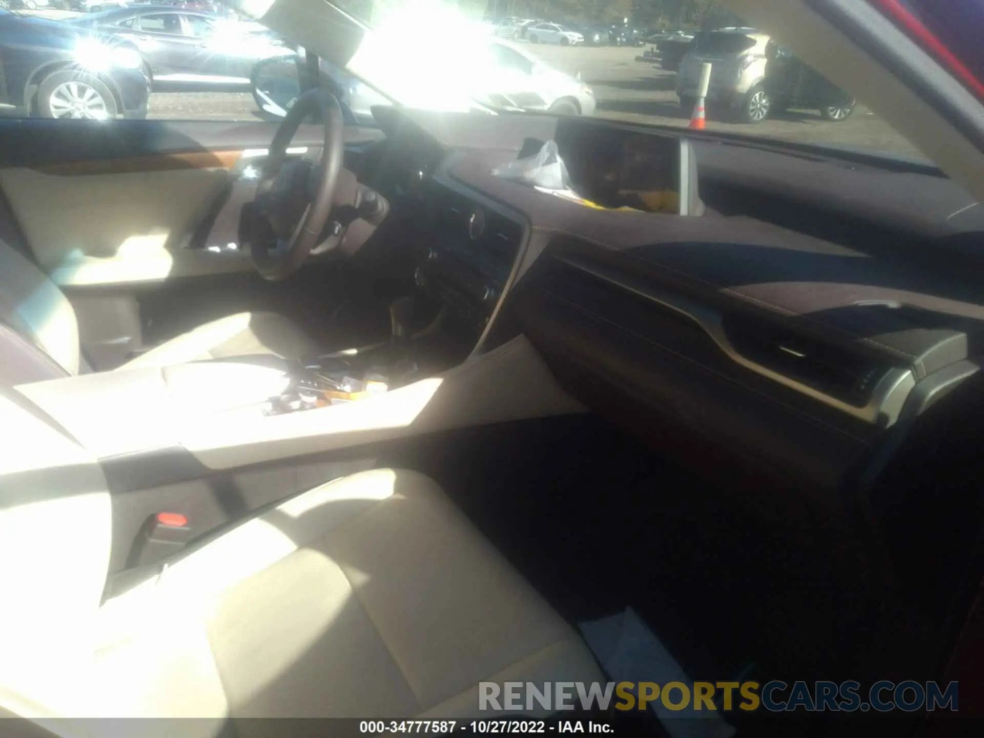 5 fotografías del automóvil dañado 2T2BZMCA4KC193820 LEXUS RX 2019