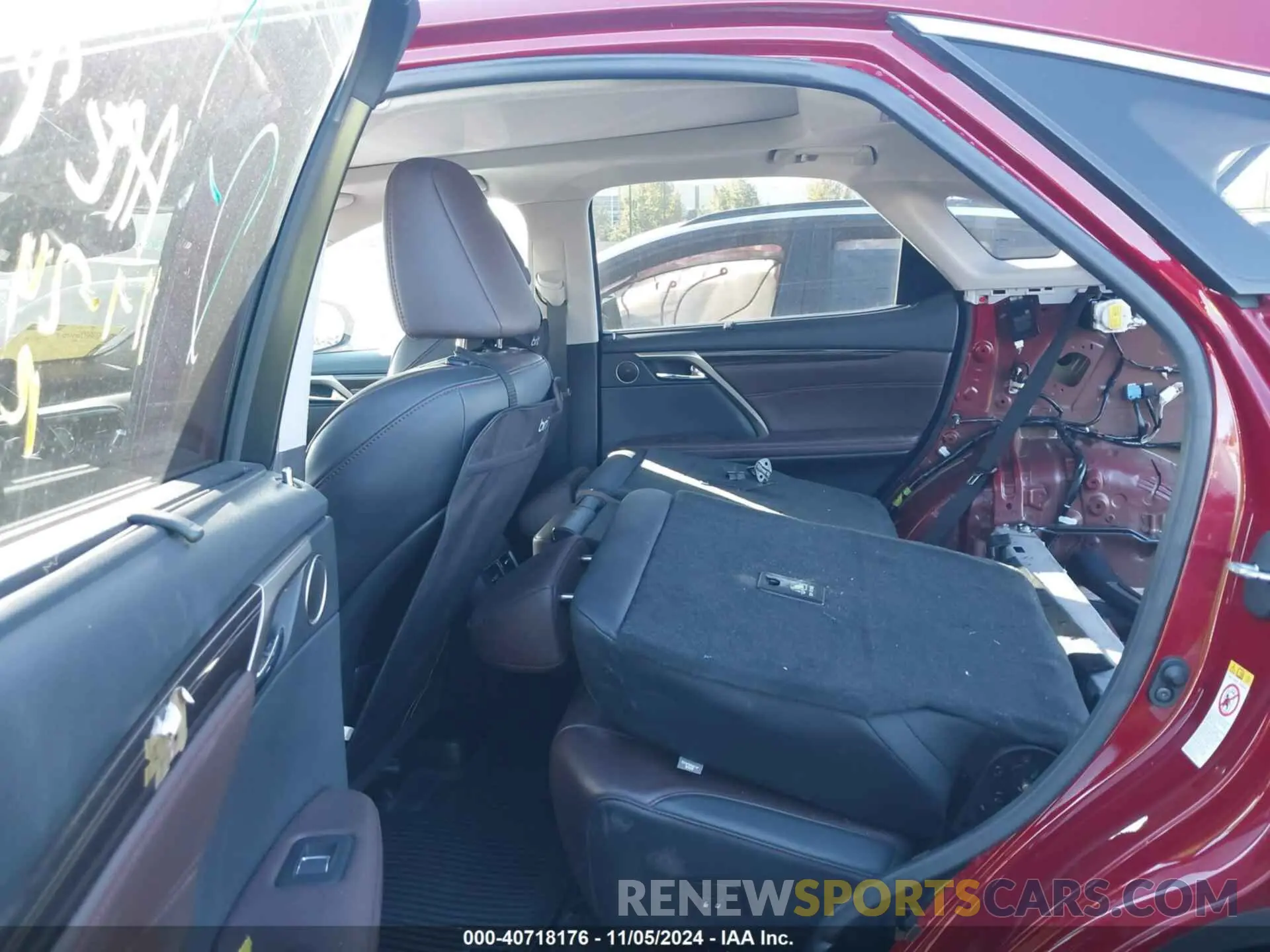 8 fotografías del automóvil dañado 2T2BZMCA8KC175398 LEXUS RX 2019
