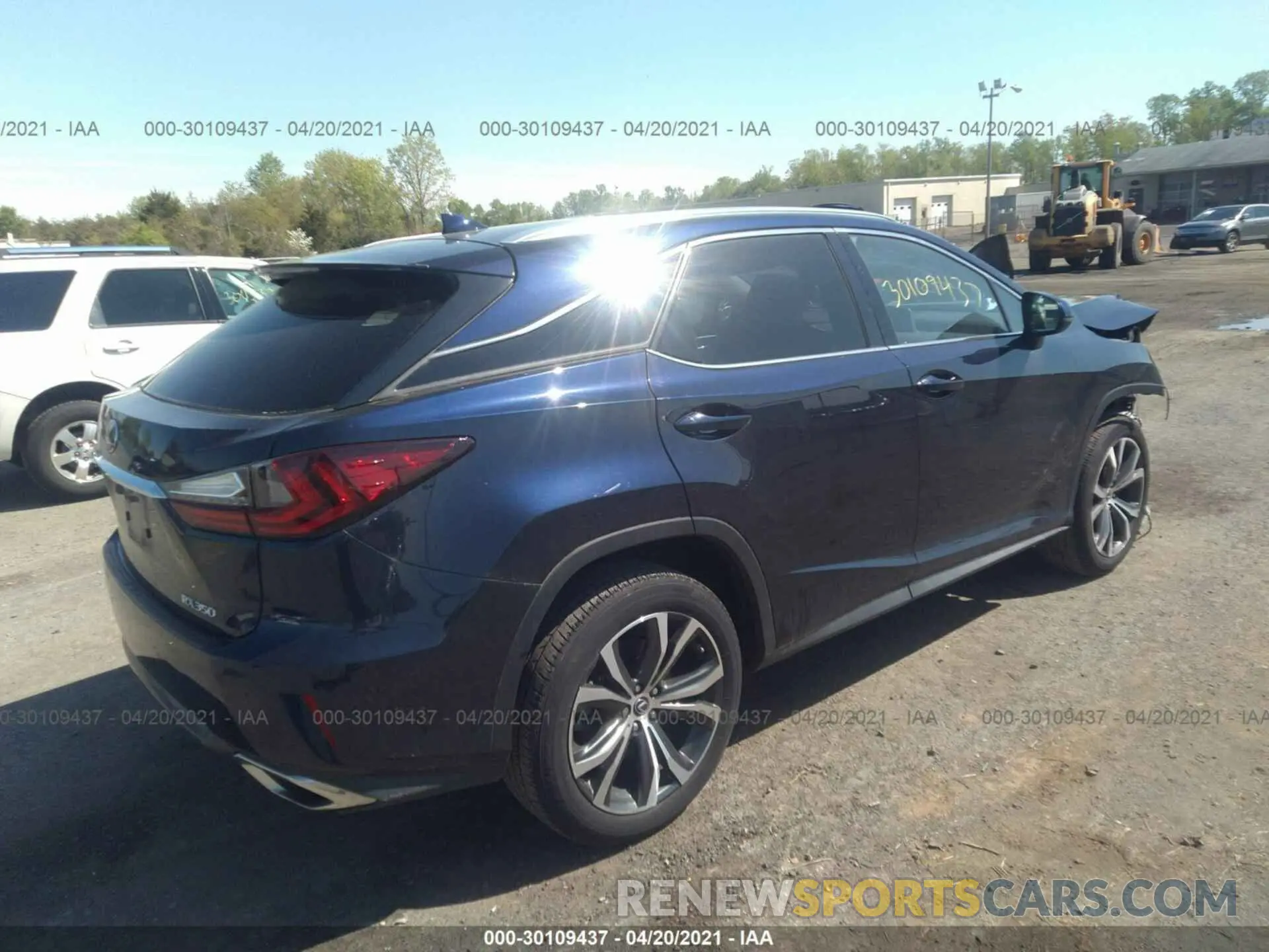 4 fotografías del automóvil dañado 2T2BZMCA9KC194204 LEXUS RX 2019