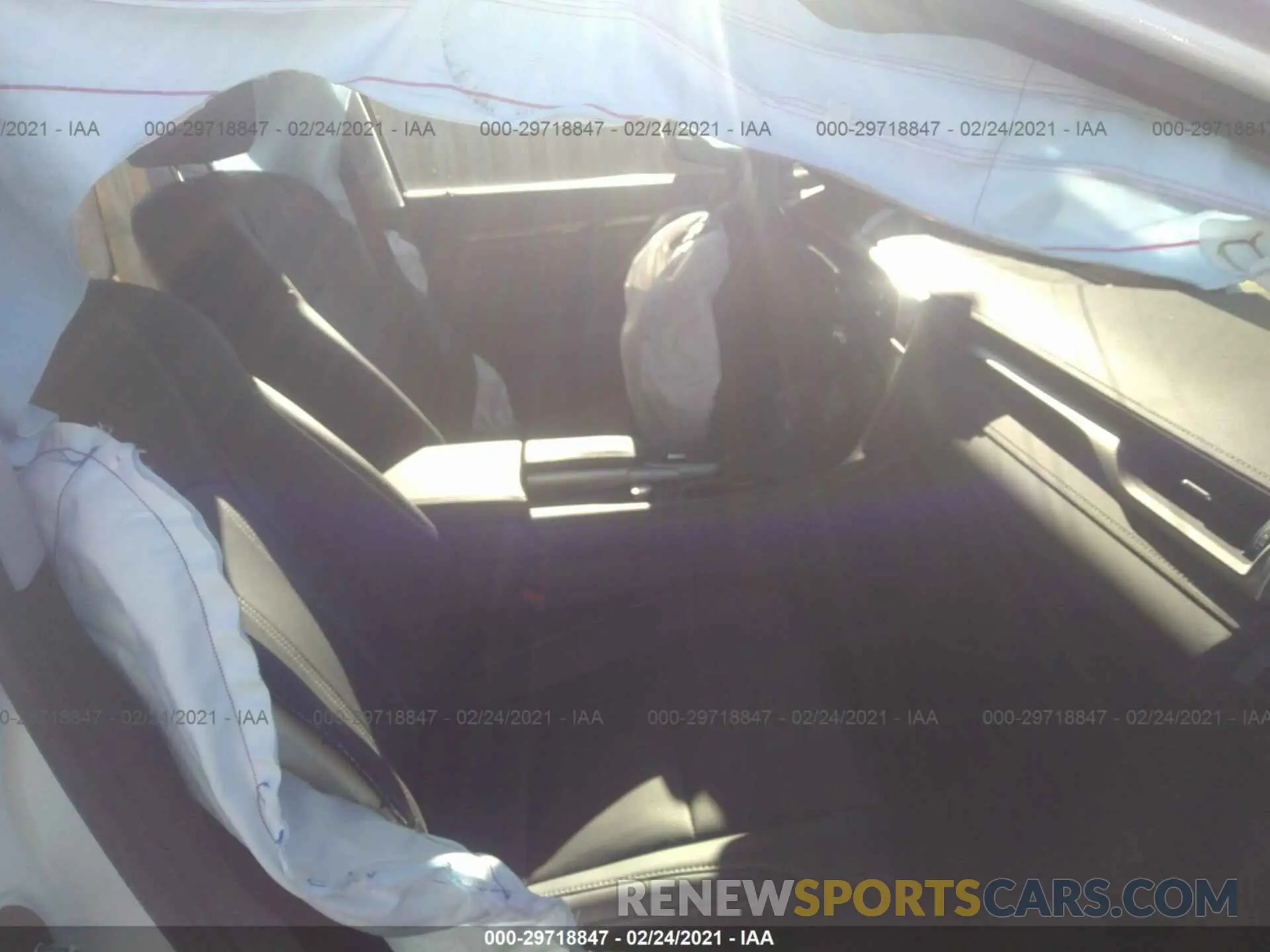 5 fotografías del automóvil dañado 2T2BZMCAXKC210135 LEXUS RX 2019