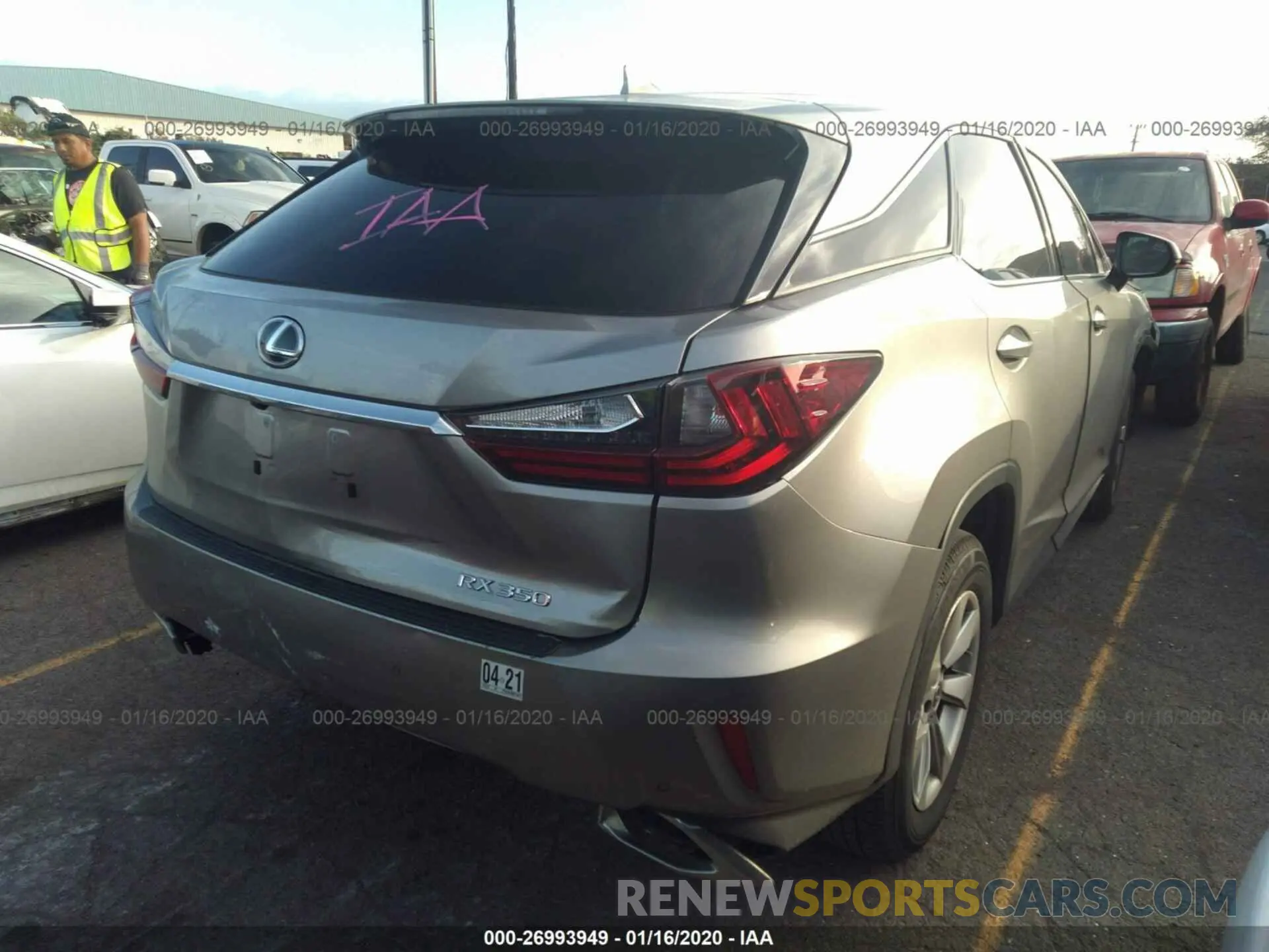 4 fotografías del automóvil dañado 2T2ZZMCA0KC126016 LEXUS RX 2019