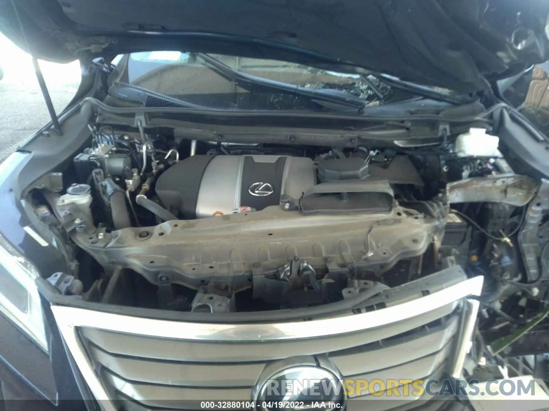 10 fotografías del automóvil dañado 2T2ZZMCA3KC120260 LEXUS RX 2019