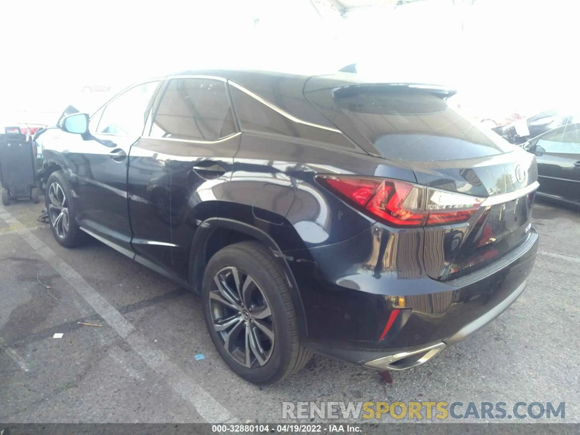 3 fotografías del automóvil dañado 2T2ZZMCA3KC120260 LEXUS RX 2019