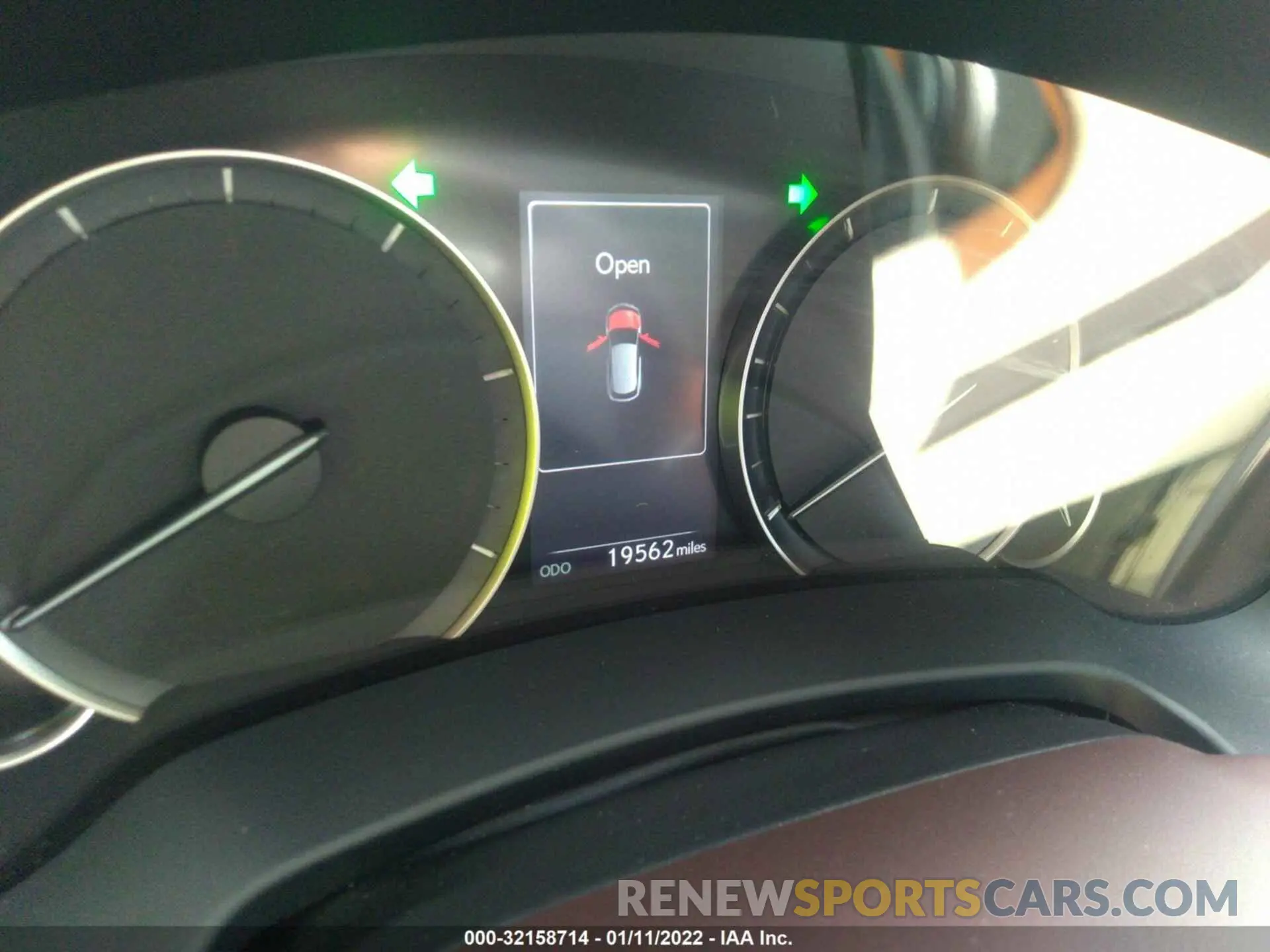 7 fotografías del automóvil dañado 2T2ZZMCA7KC145582 LEXUS RX 2019