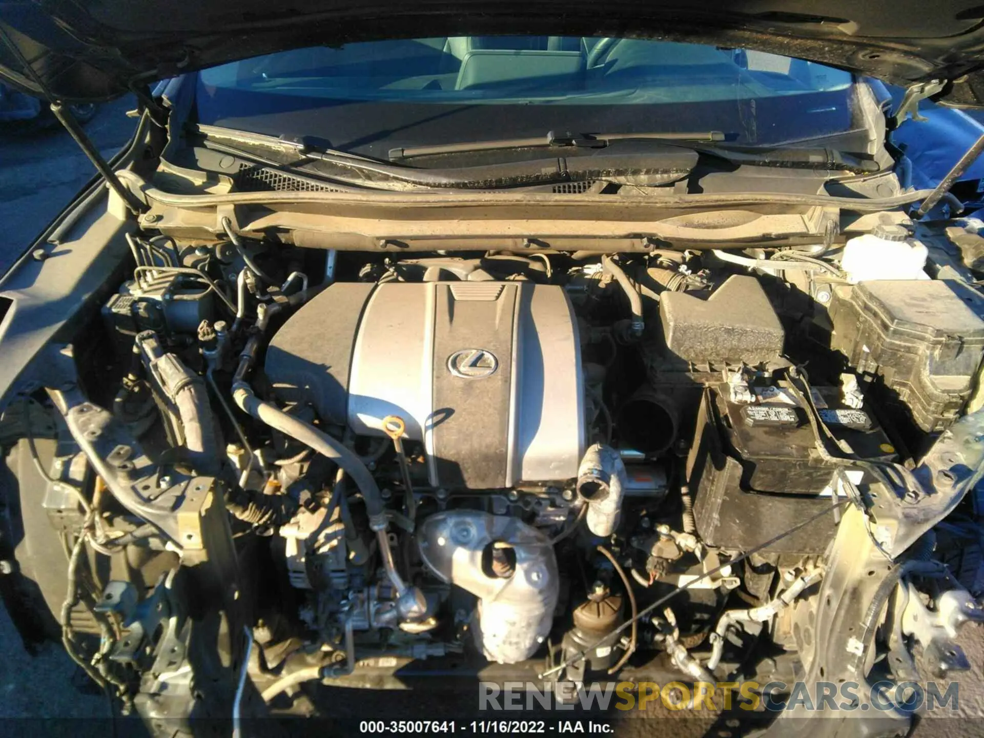 10 fotografías del automóvil dañado 2T2ZZMCA9KC138262 LEXUS RX 2019