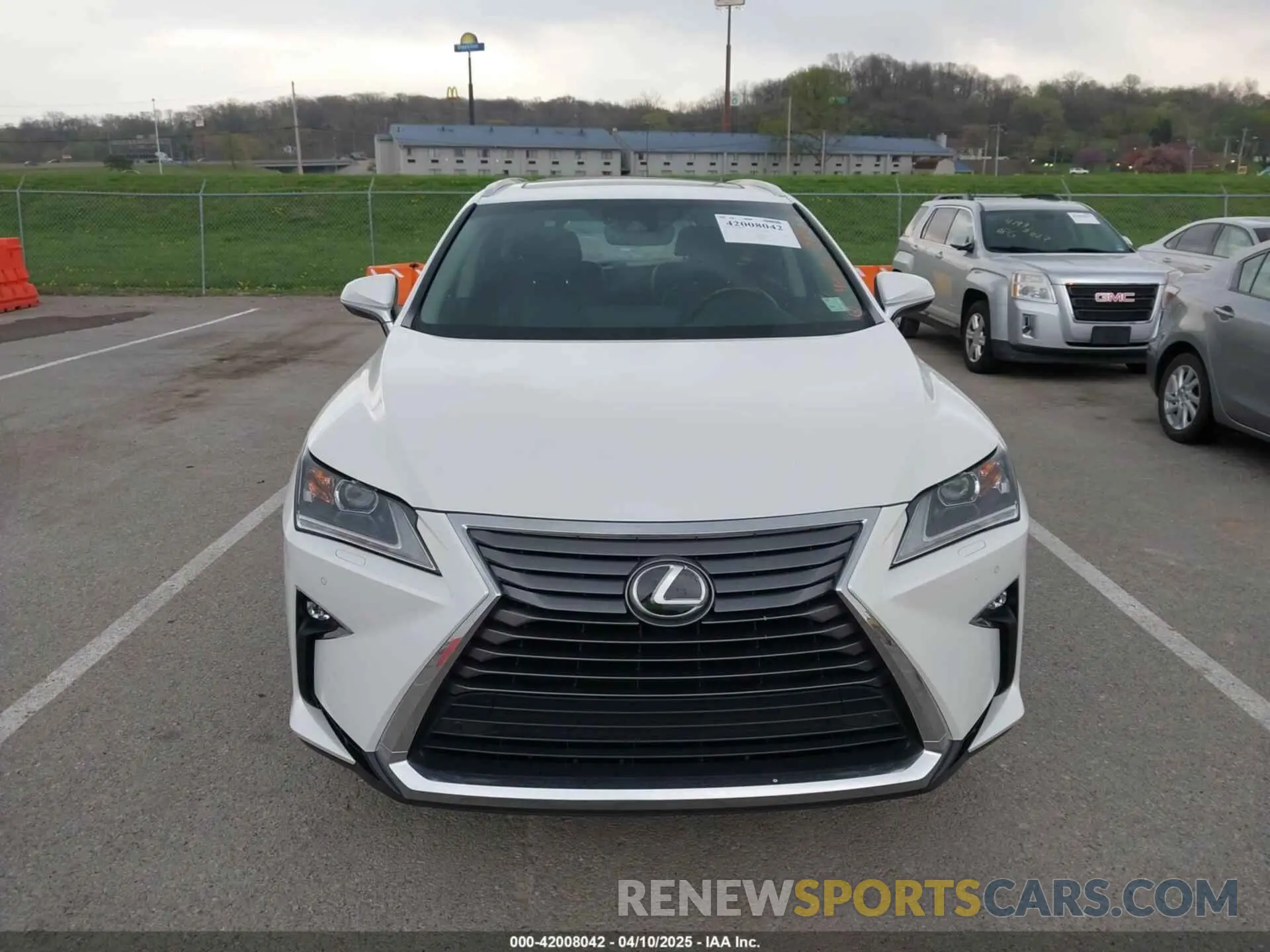 12 fotografías del automóvil dañado JTJDZKCA5K2018635 LEXUS RX 2019