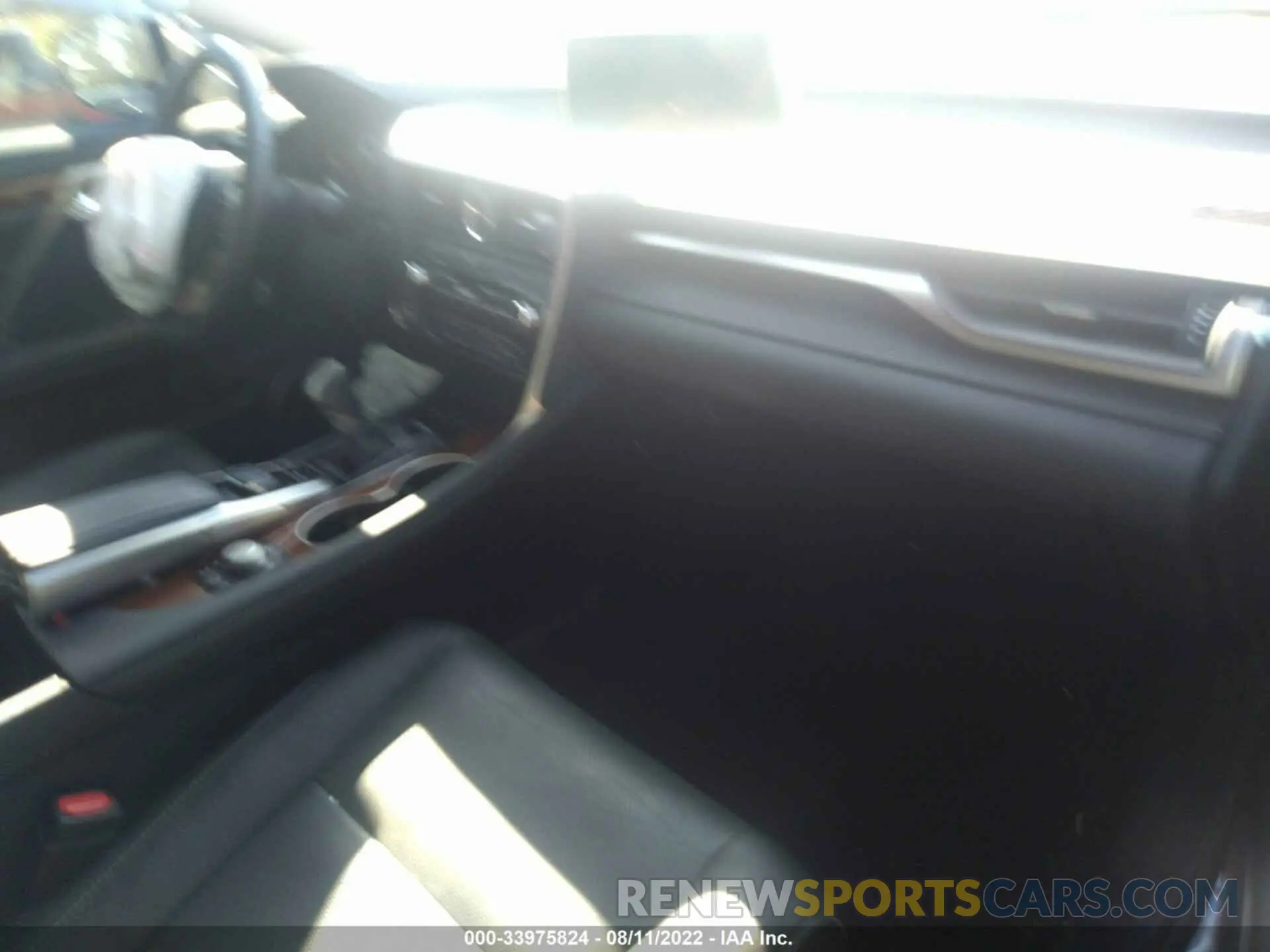 5 fotografías del automóvil dañado JTJDZKCA7K2020127 LEXUS RX 2019