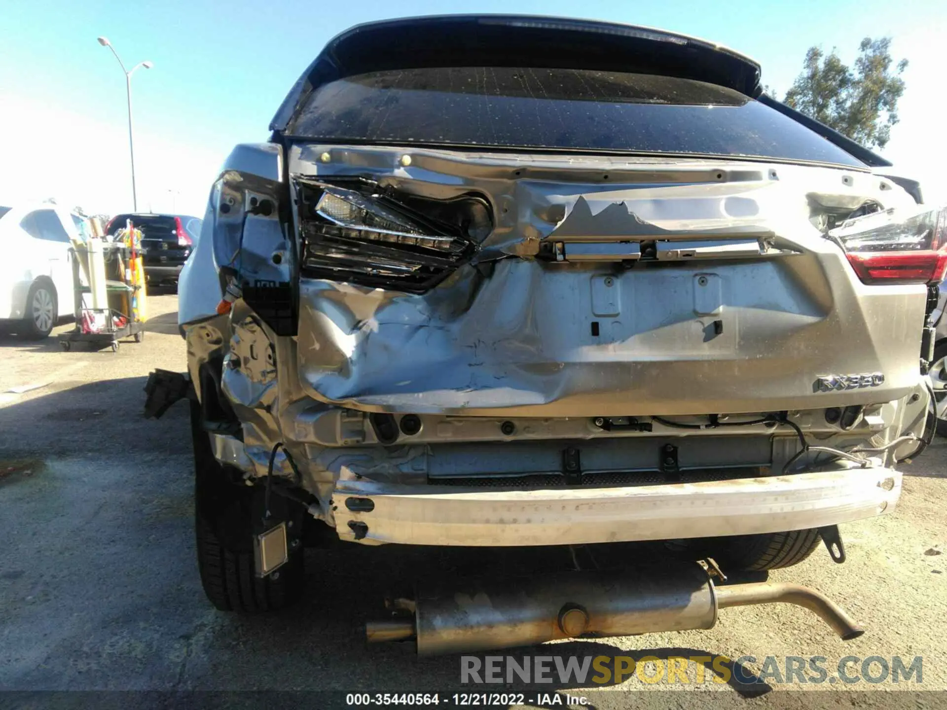 6 fotografías del automóvil dañado 2T2AZMAA4LC155097 LEXUS RX 2020