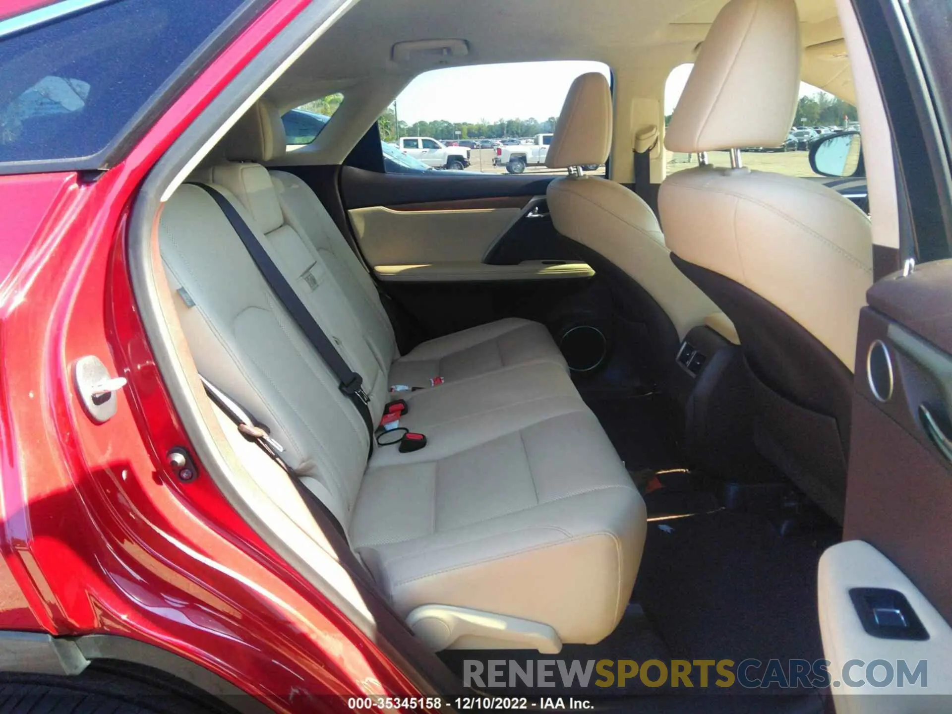 8 fotografías del automóvil dañado 2T2HZMAA2LC160104 LEXUS RX 2020