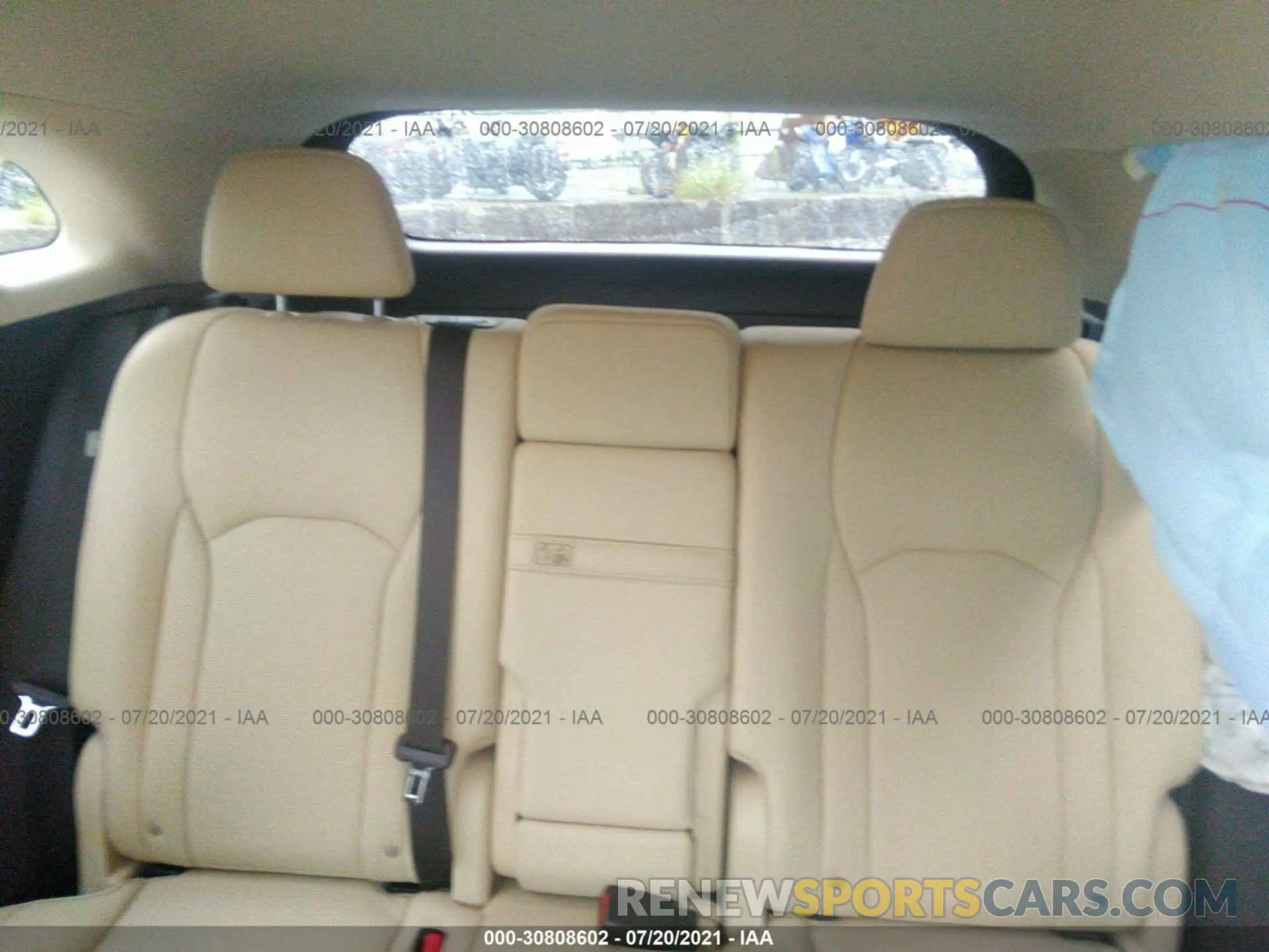 8 fotografías del automóvil dañado 2T2HZMAA4LC167569 LEXUS RX 2020