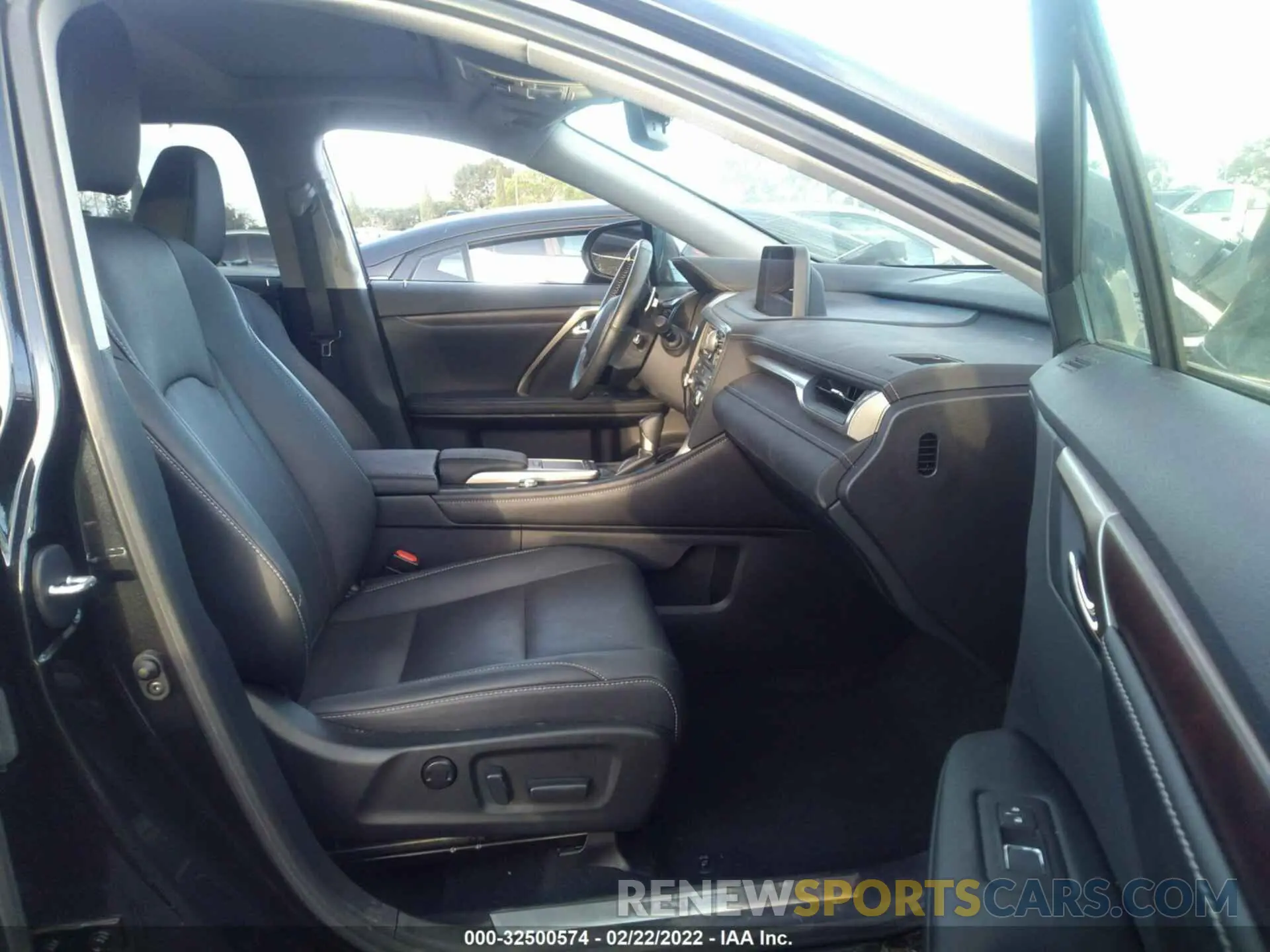 5 fotografías del automóvil dañado 2T2HZMAA8LC164948 LEXUS RX 2020