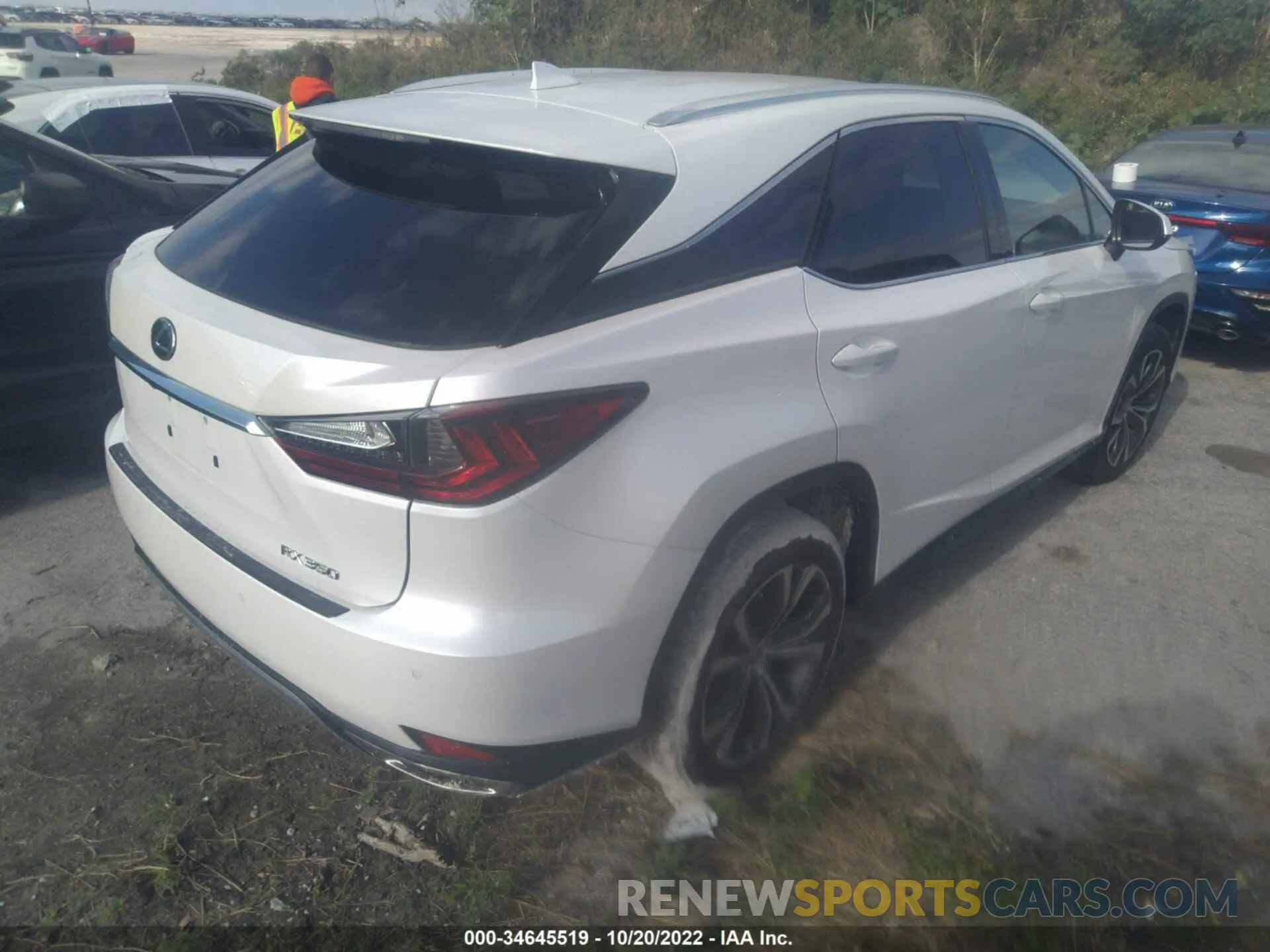 4 fotografías del automóvil dañado 2T2HZMAA8LC177487 LEXUS RX 2020