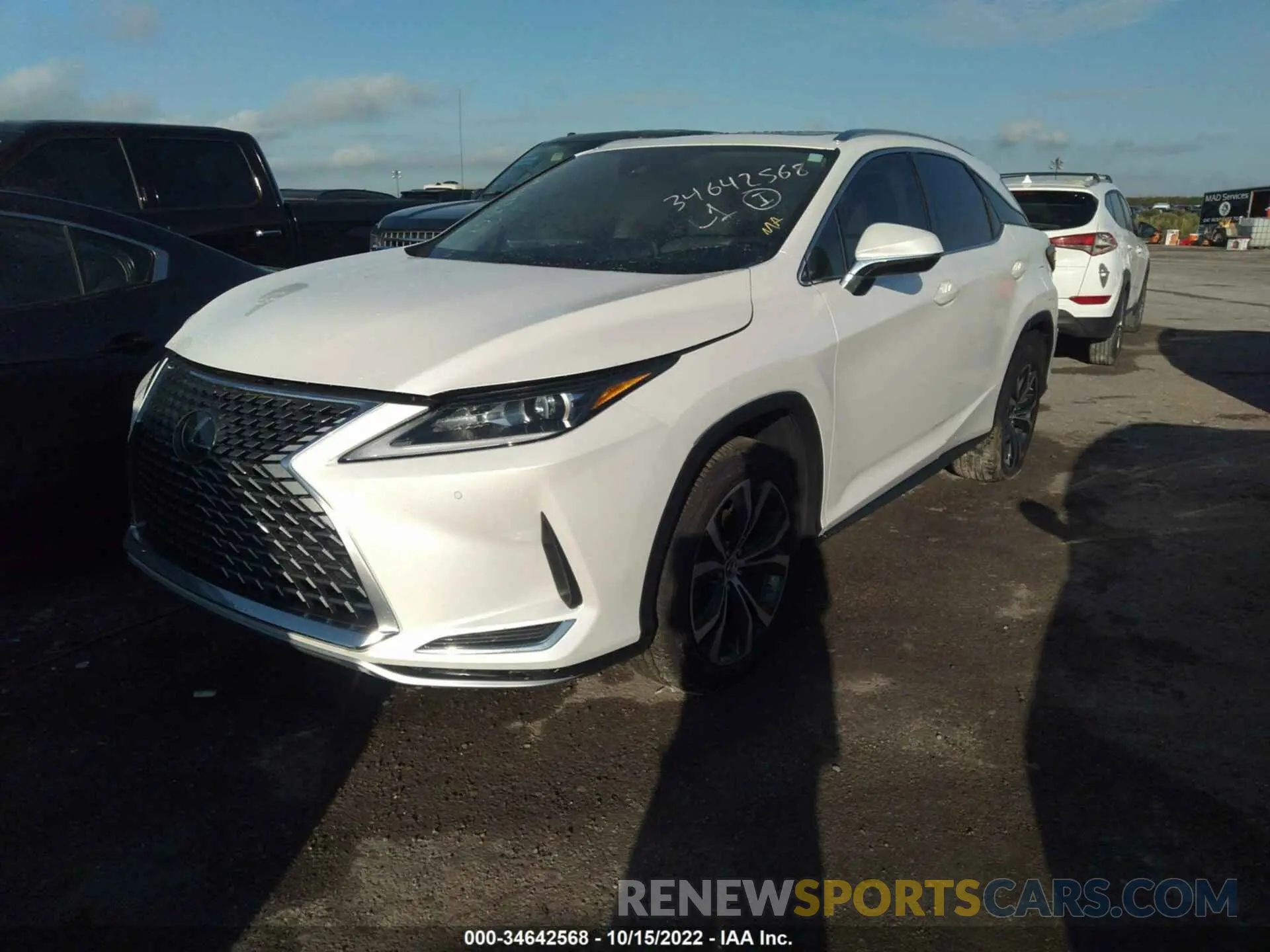 2 fotografías del automóvil dañado 2T2HZMAA8LC179742 LEXUS RX 2020