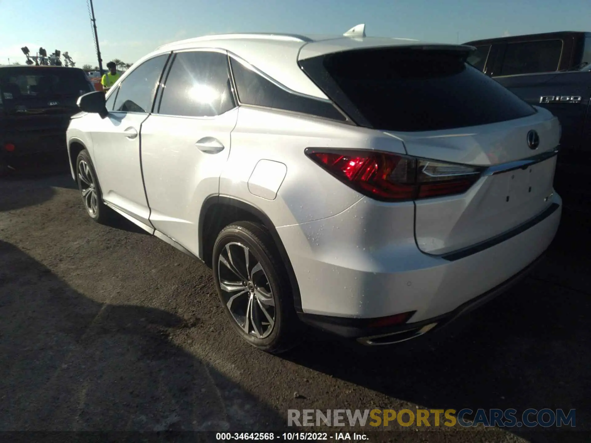 3 fotografías del automóvil dañado 2T2HZMAA8LC179742 LEXUS RX 2020