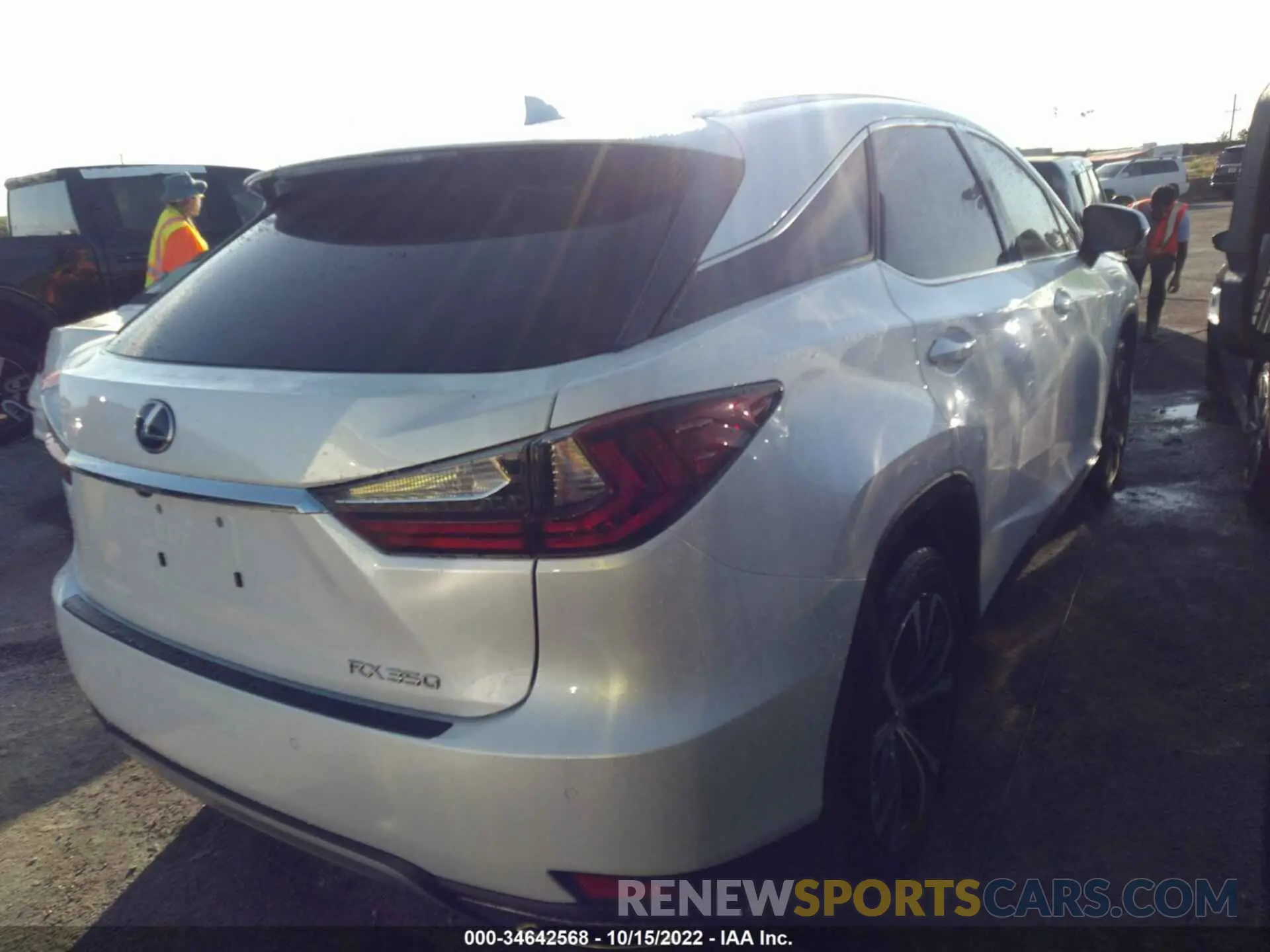 4 fotografías del automóvil dañado 2T2HZMAA8LC179742 LEXUS RX 2020