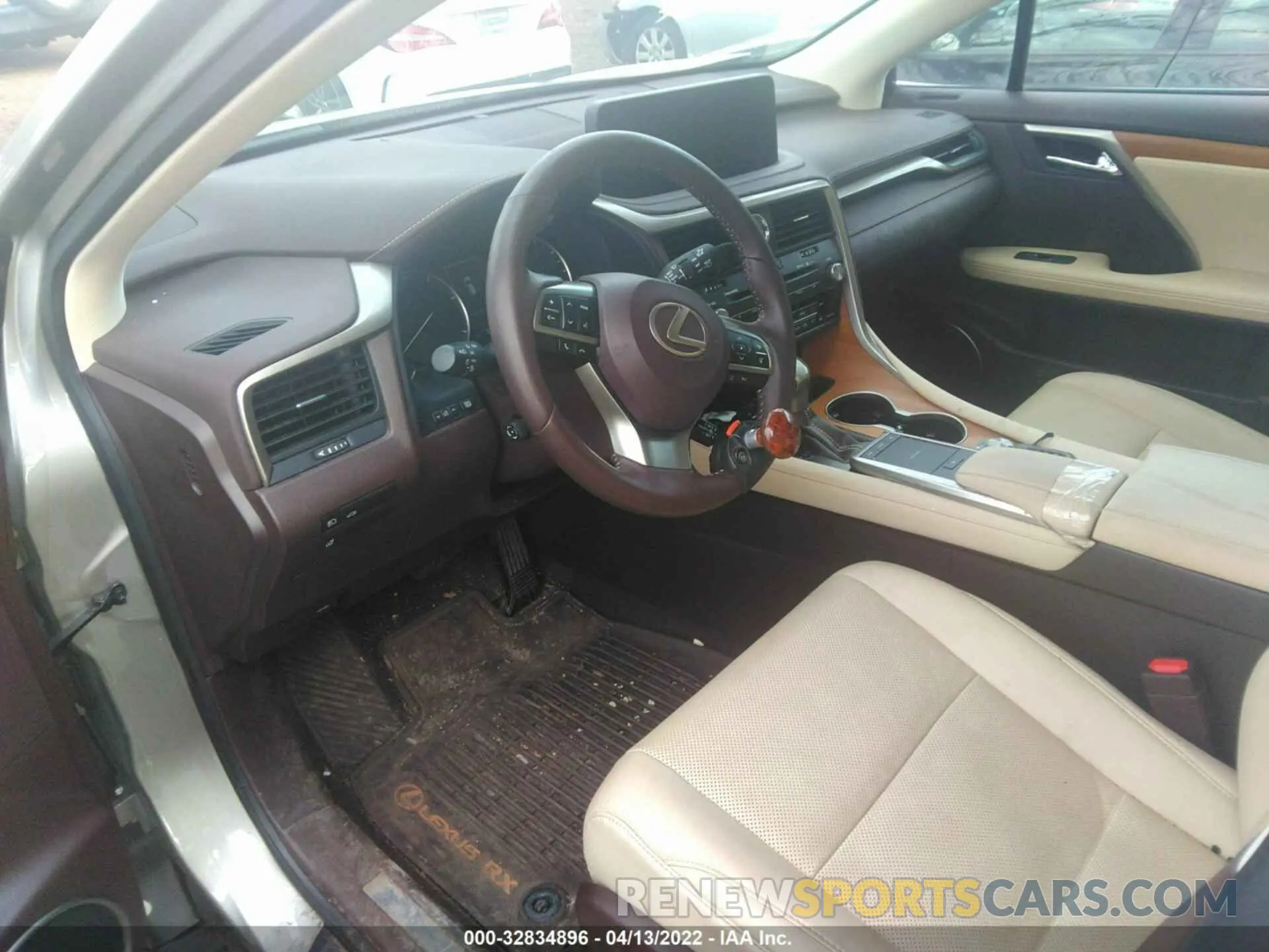 5 fotografías del automóvil dañado 2T2HZMDA0LC229058 LEXUS RX 2020