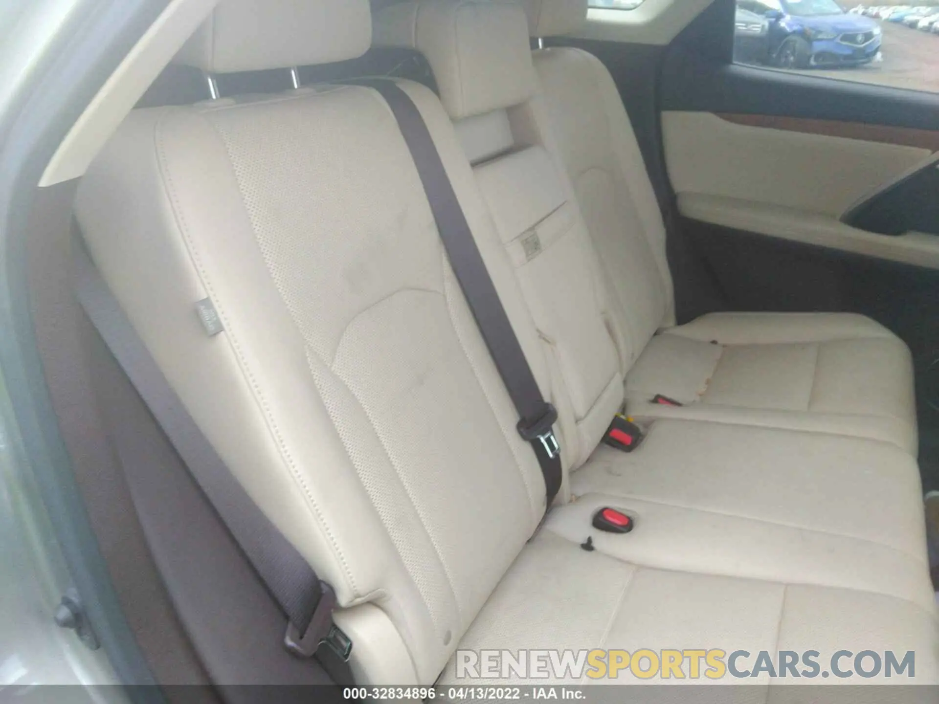 8 fotografías del automóvil dañado 2T2HZMDA0LC229058 LEXUS RX 2020