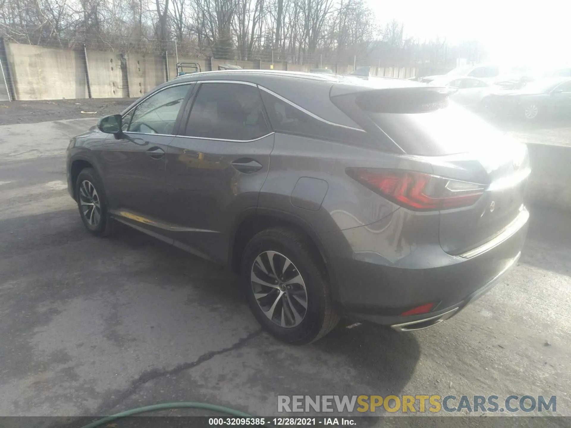 3 fotografías del automóvil dañado 2T2HZMDA0LC237306 LEXUS RX 2020