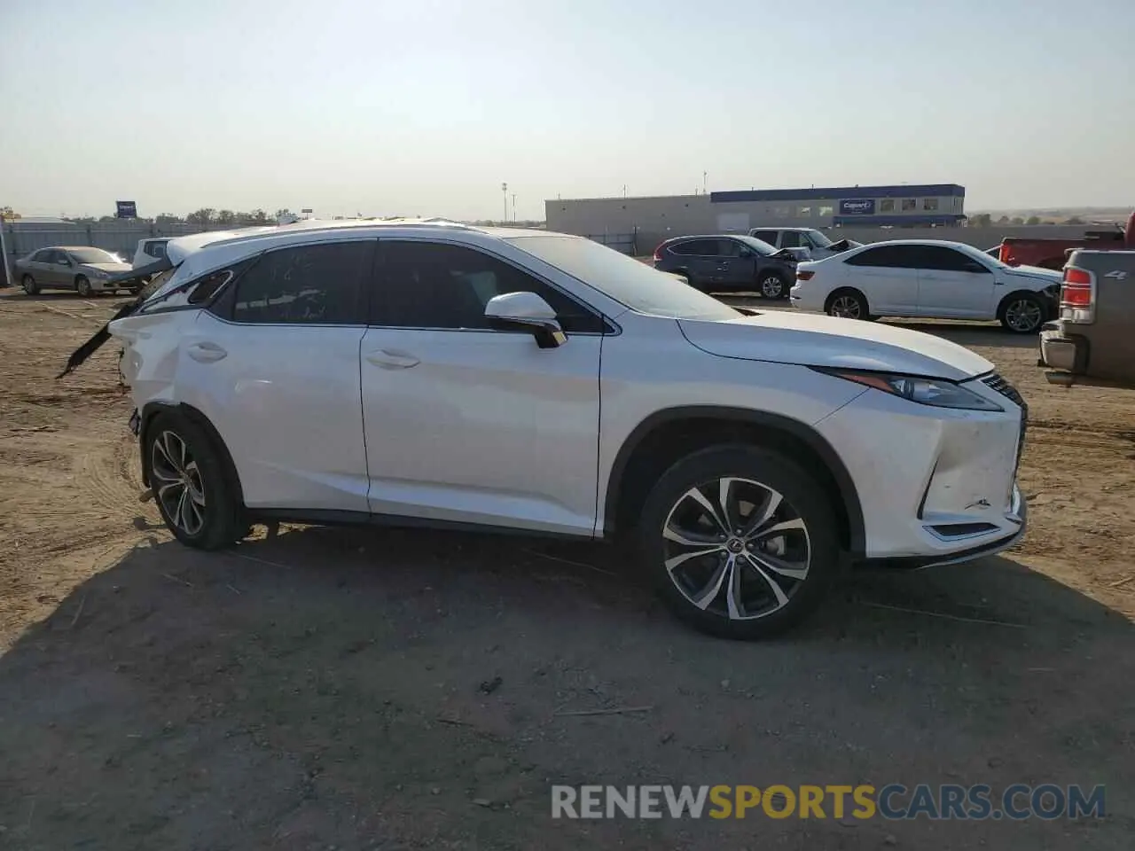 4 fotografías del automóvil dañado 2T2HZMDA2LC240398 LEXUS RX 2020