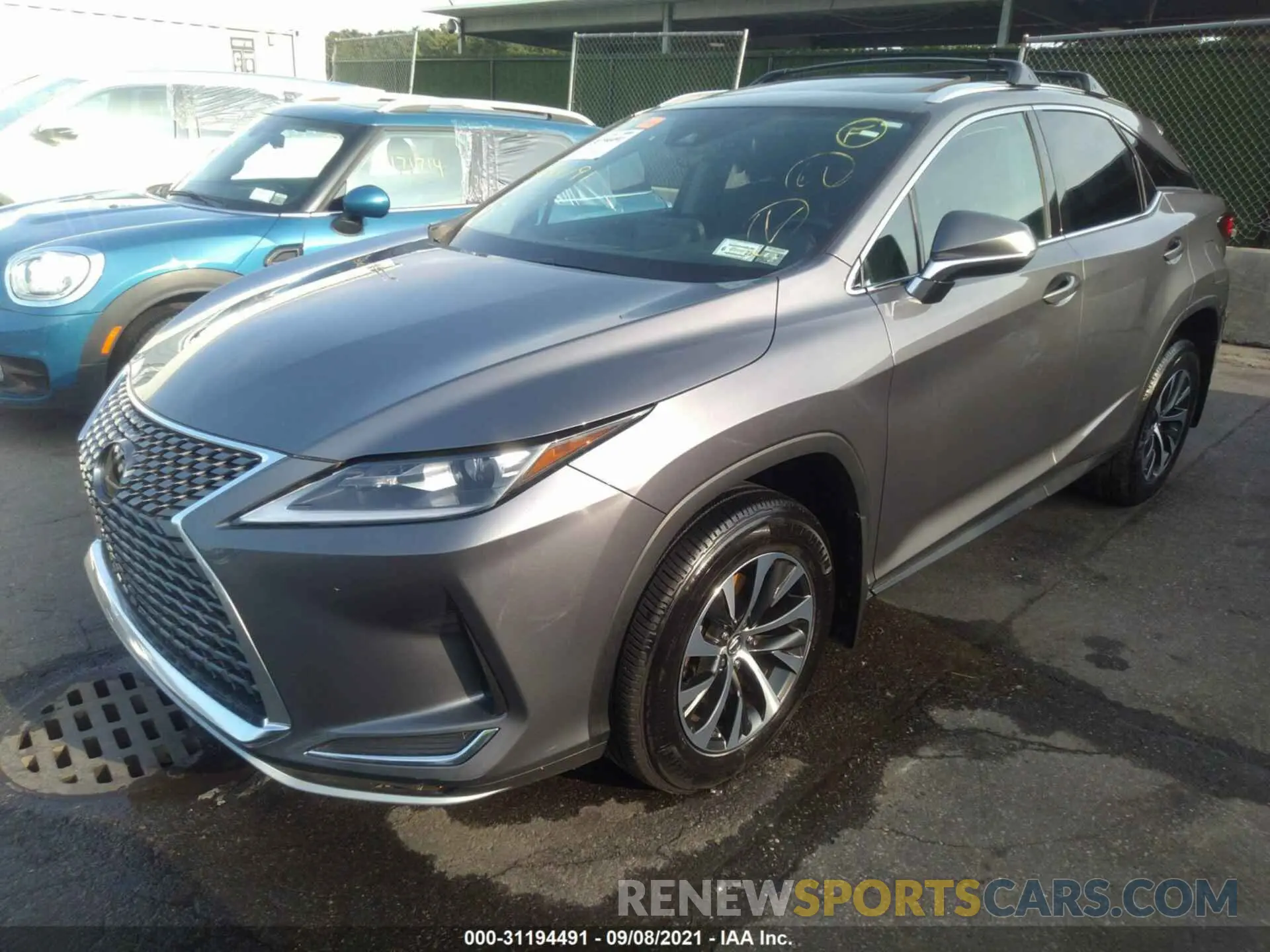 2 fotografías del automóvil dañado 2T2HZMDA9LC243038 LEXUS RX 2020