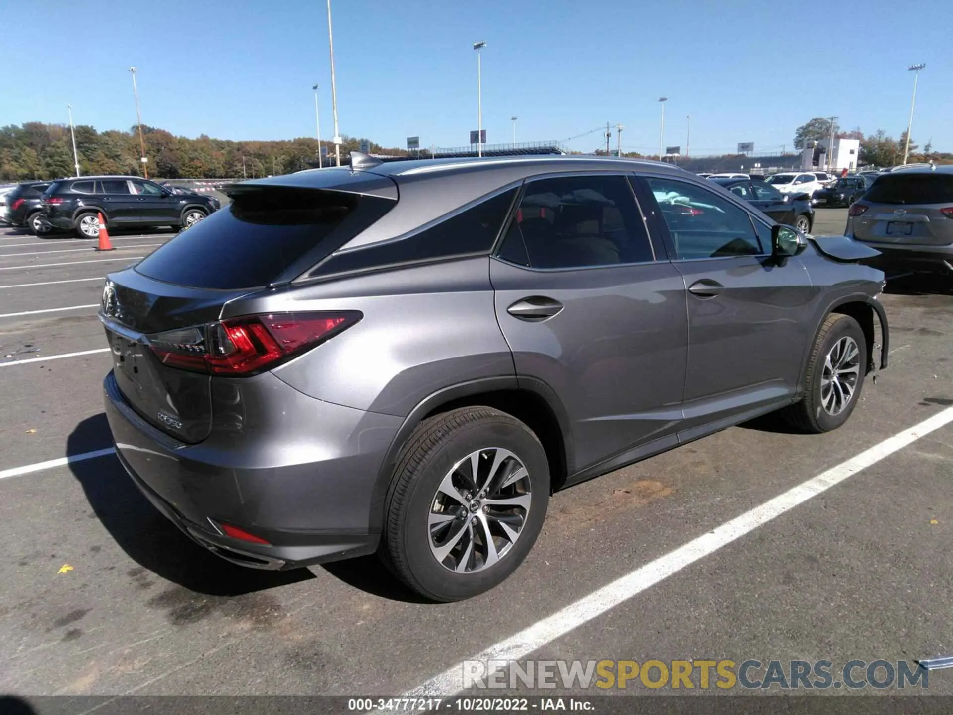 4 fotografías del automóvil dañado 2T2HZMDAXLC236597 LEXUS RX 2020