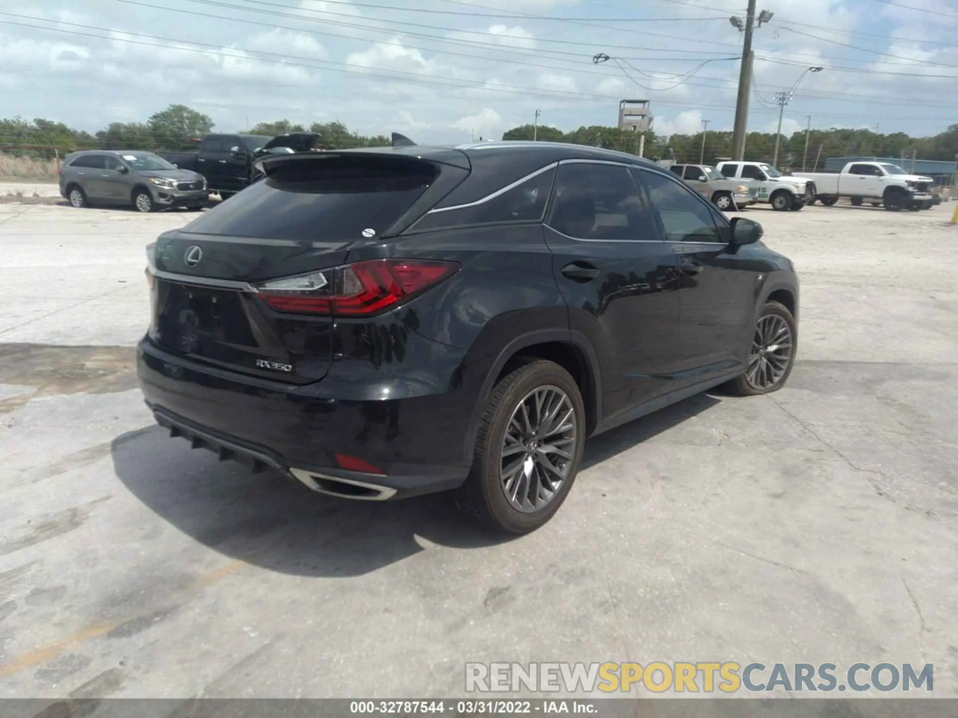 4 fotografías del automóvil dañado 2T2YZMDA9LC246361 LEXUS RX 2020