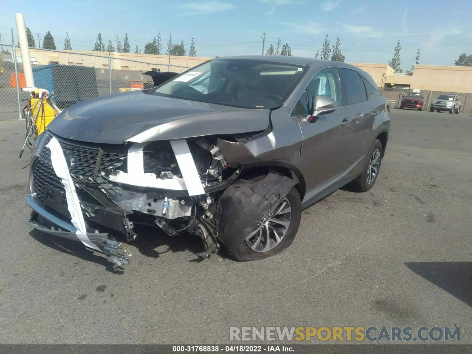 2 fotografías del automóvil dañado 2T2AZMDA2MC286073 LEXUS RX 2021
