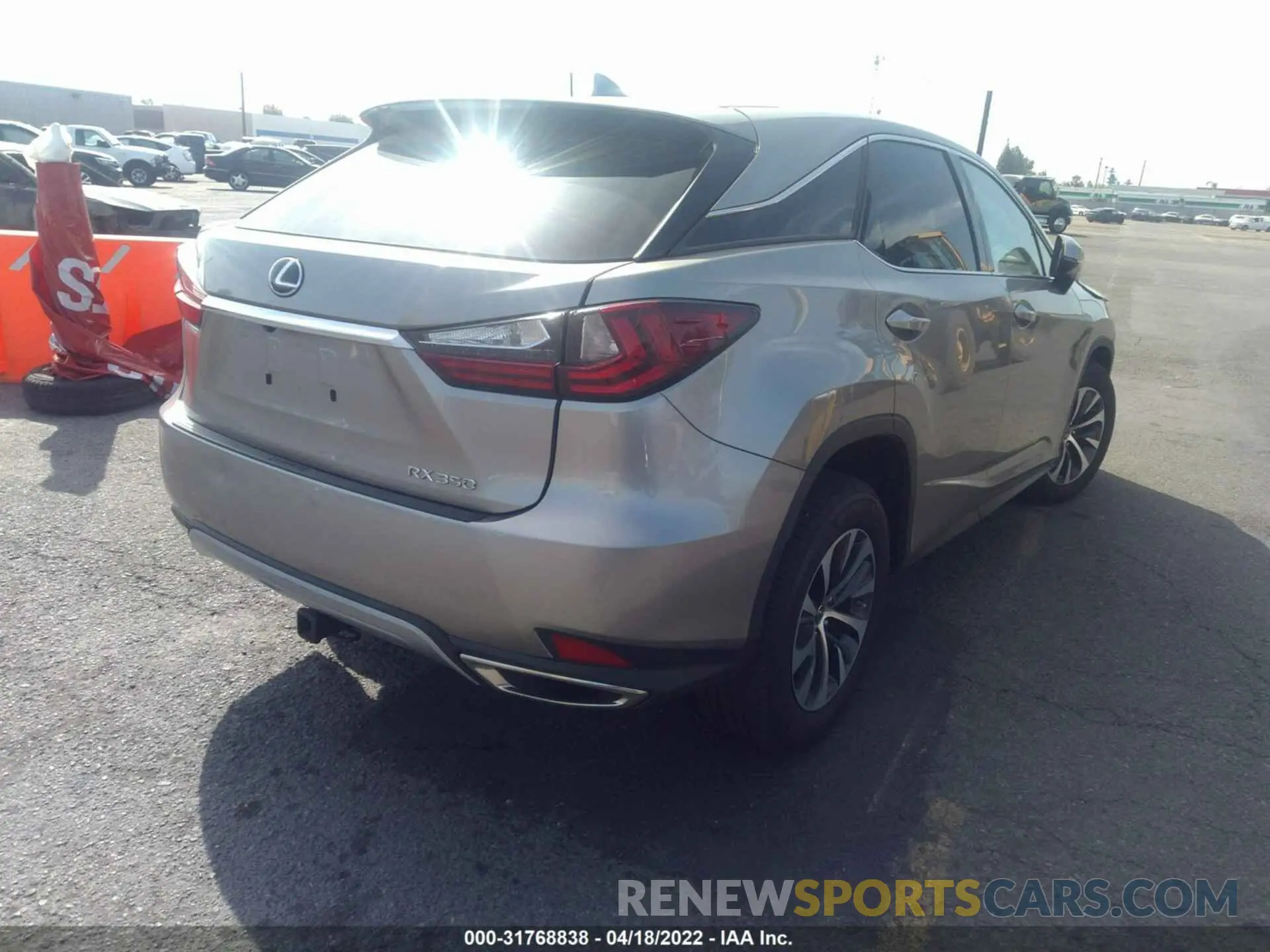 4 fotografías del automóvil dañado 2T2AZMDA2MC286073 LEXUS RX 2021