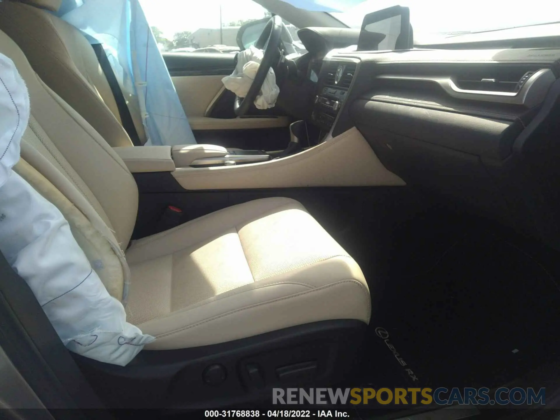 5 fotografías del automóvil dañado 2T2AZMDA2MC286073 LEXUS RX 2021