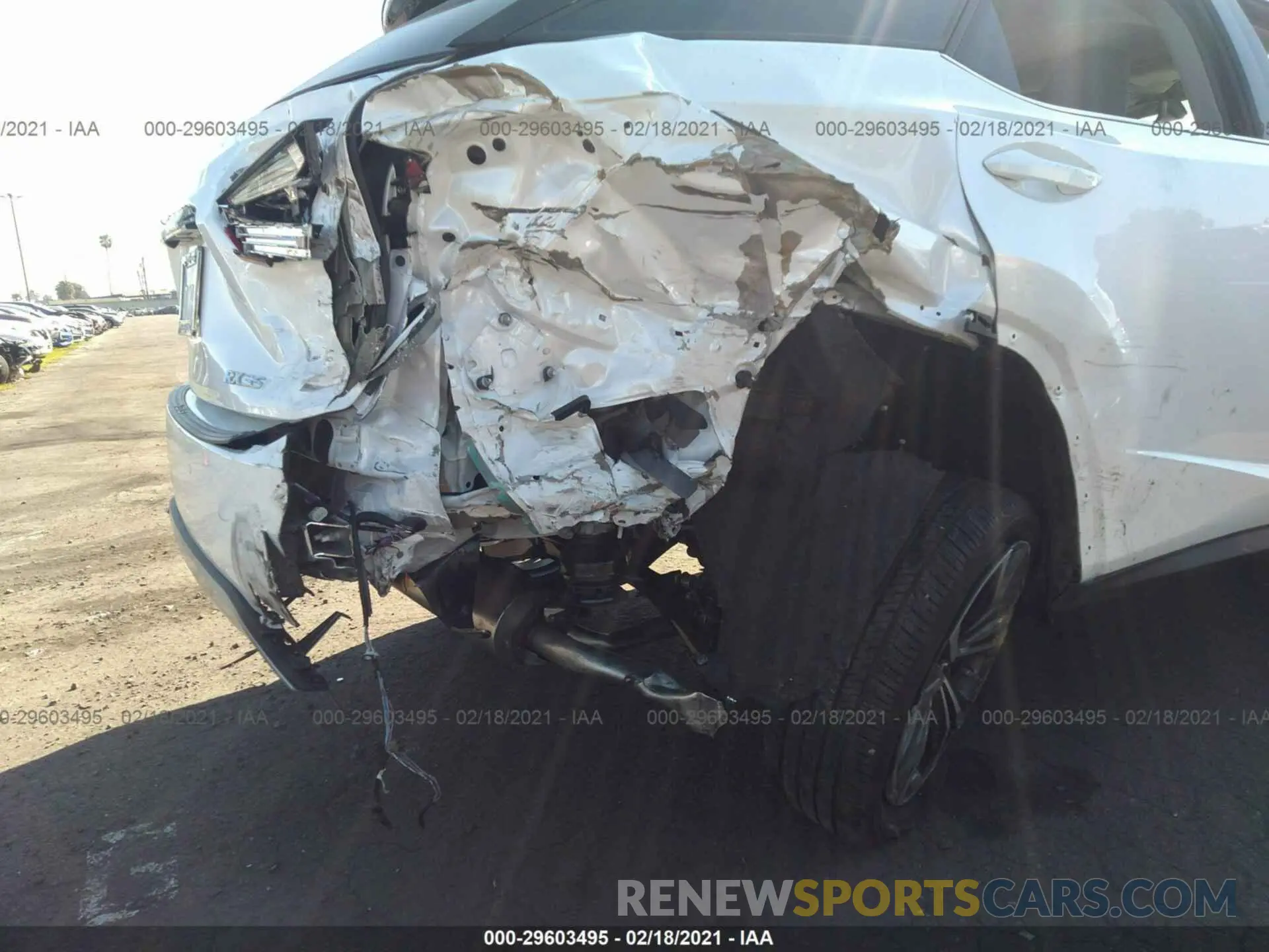 6 fotografías del automóvil dañado 2T2HZMAA3MC186521 LEXUS RX 2021