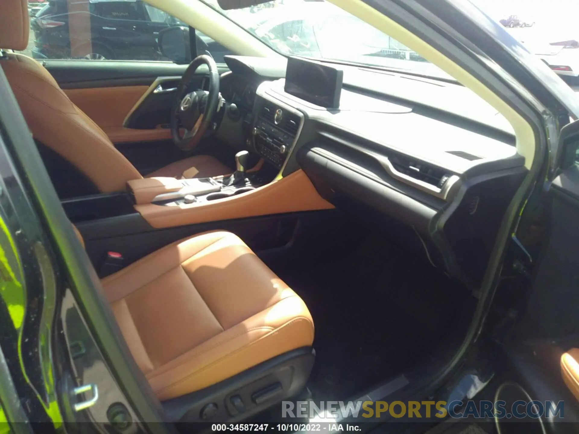 5 fotografías del automóvil dañado 2T2HZMAA6MC189879 LEXUS RX 2021