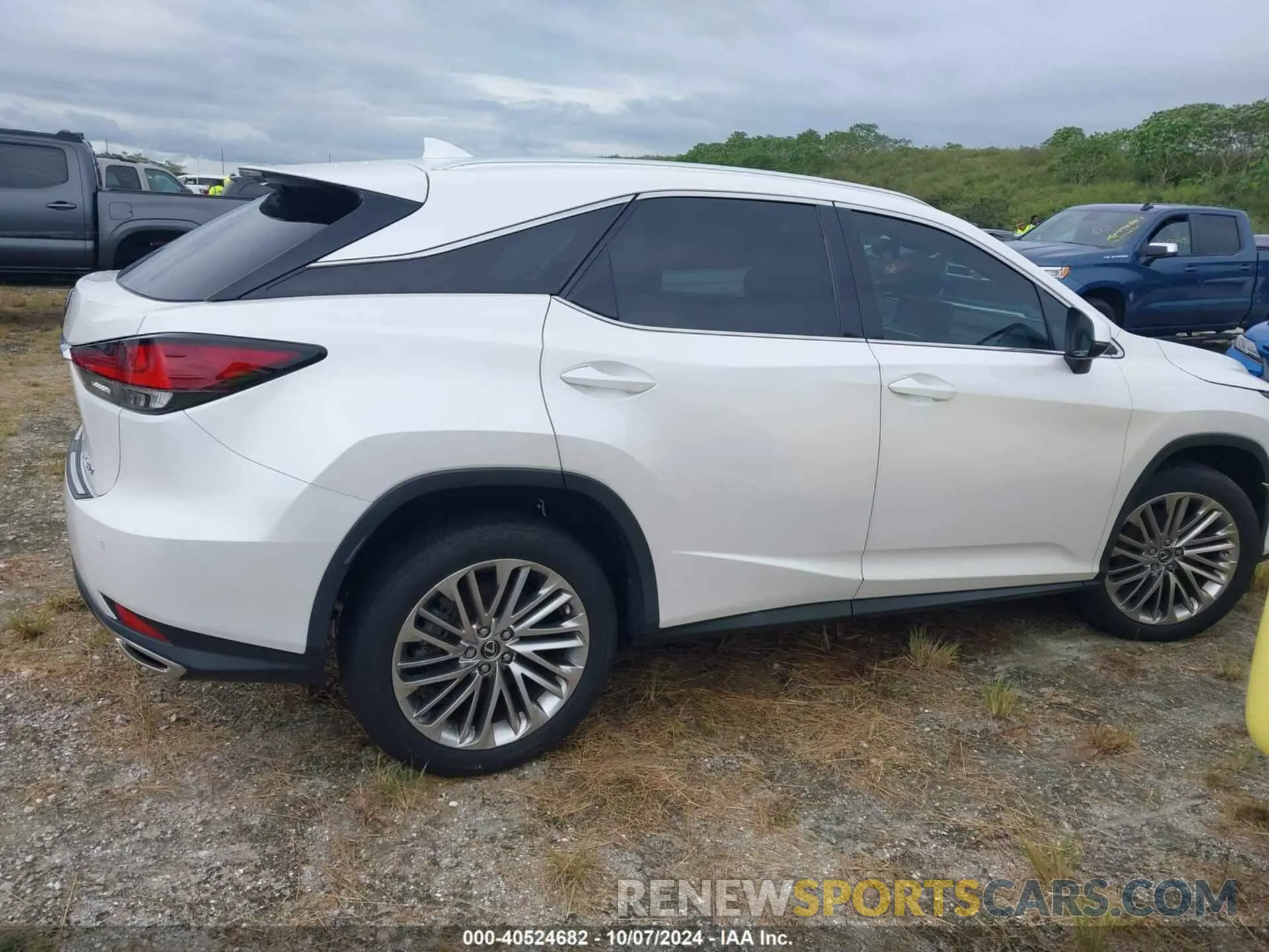 4 fotografías del automóvil dañado 2T2JZMAA9MC211407 LEXUS RX 2021