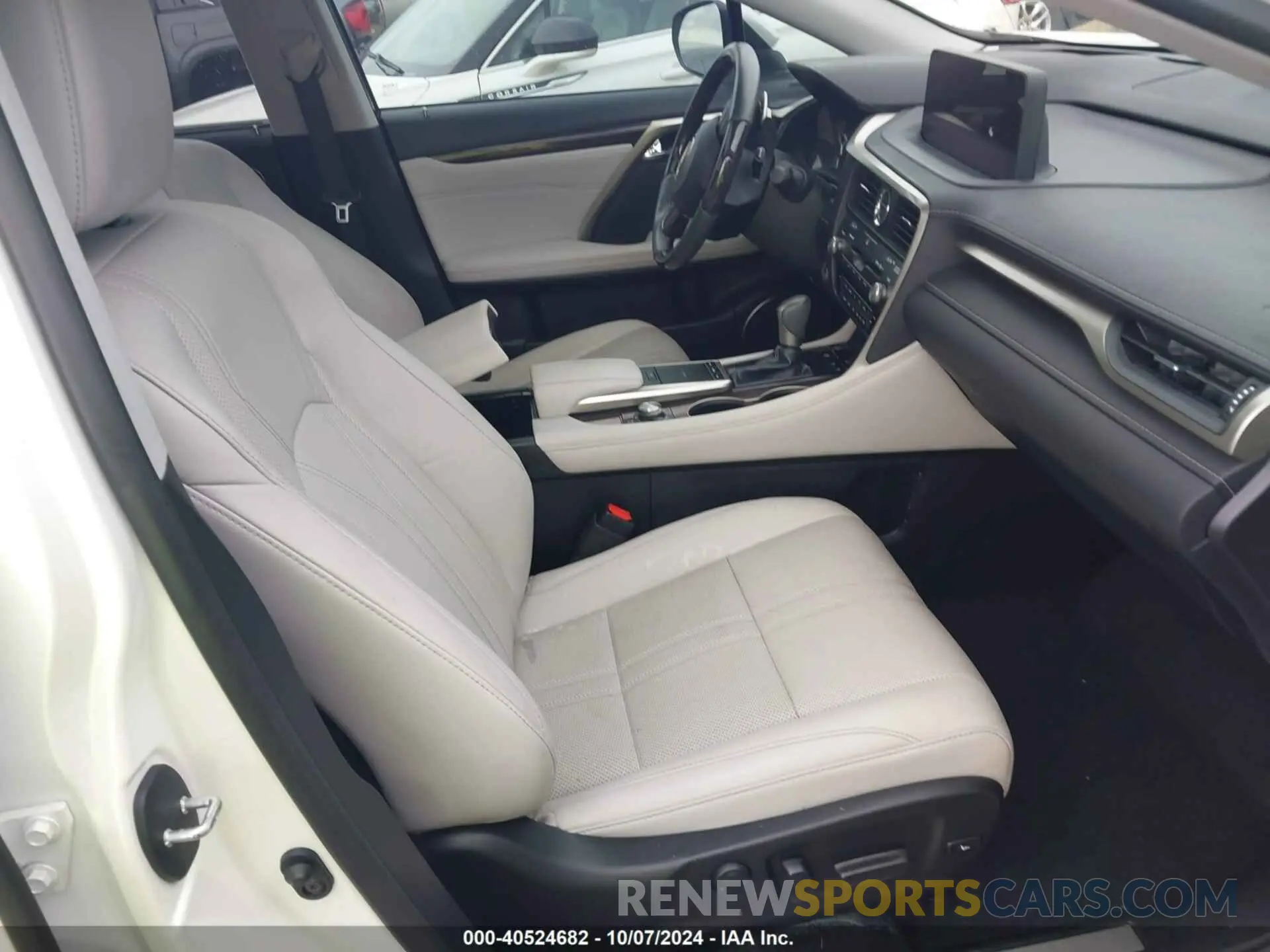 5 fotografías del automóvil dañado 2T2JZMAA9MC211407 LEXUS RX 2021
