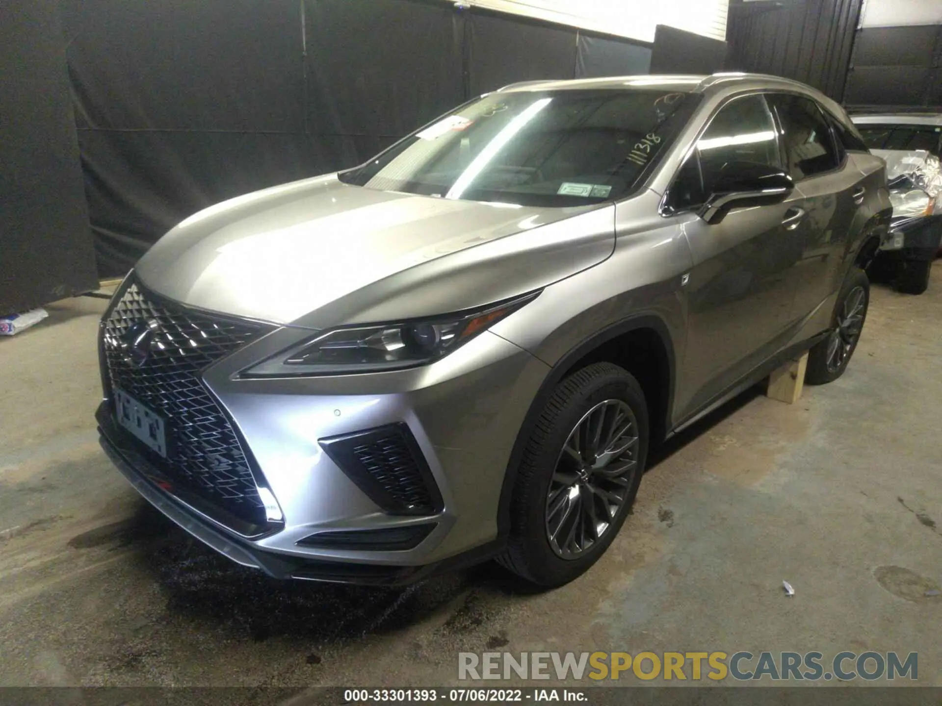 2 fotografías del automóvil dañado 2T2SZMDAXMC299030 LEXUS RX 2021