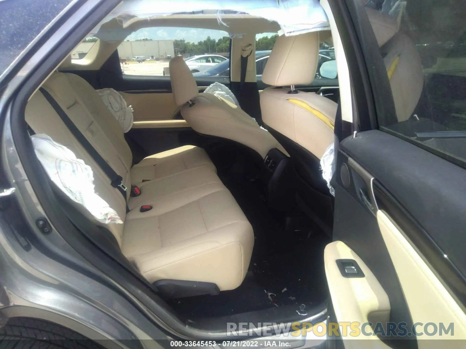 8 fotografías del automóvil dañado 2T2AZMAAXNC232378 LEXUS RX 2022