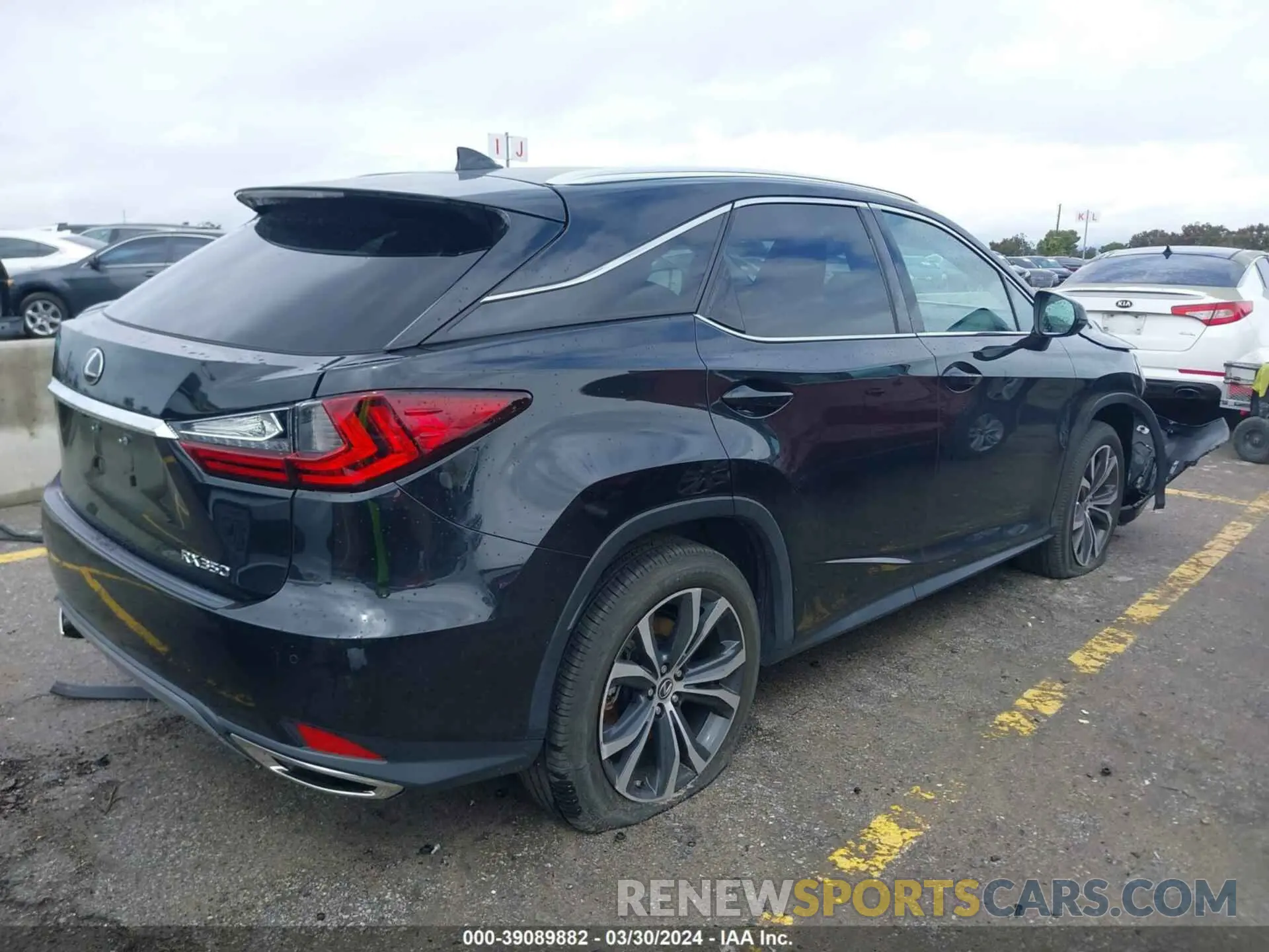 4 fotografías del automóvil dañado 2T2HZMAA7NC219439 LEXUS RX 2022