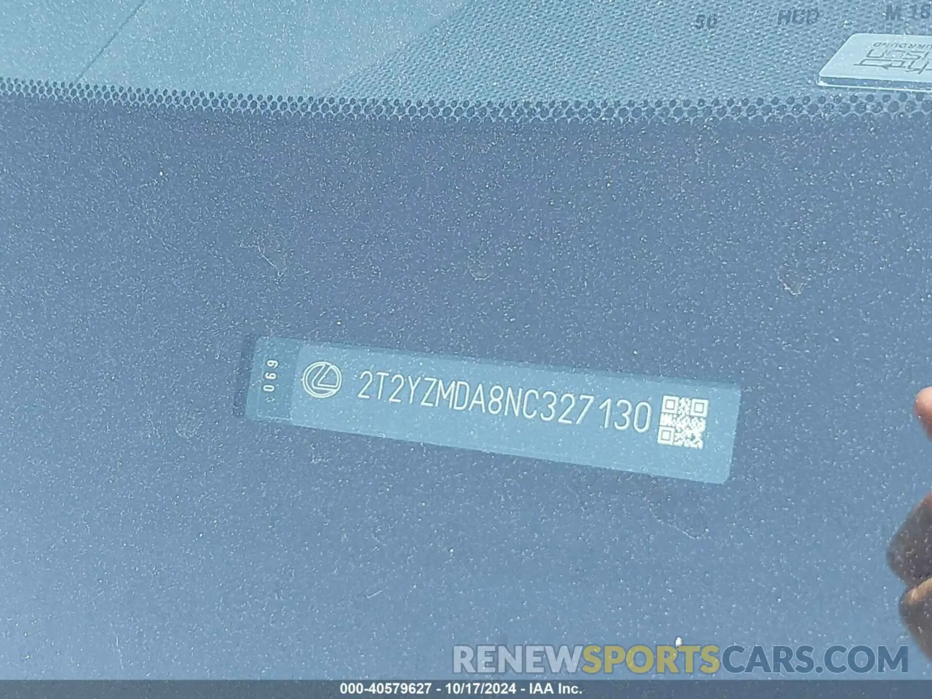 18 fotografías del automóvil dañado 2T2YZMDA8NC327130 LEXUS RX 2022