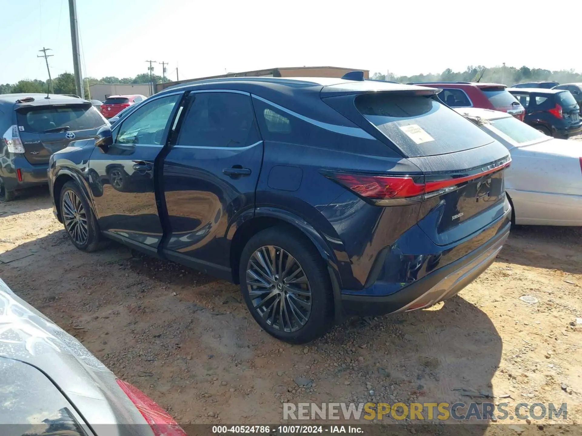 3 fotografías del automóvil dañado 2T2BAMBAXPC21C553 LEXUS RX 2023