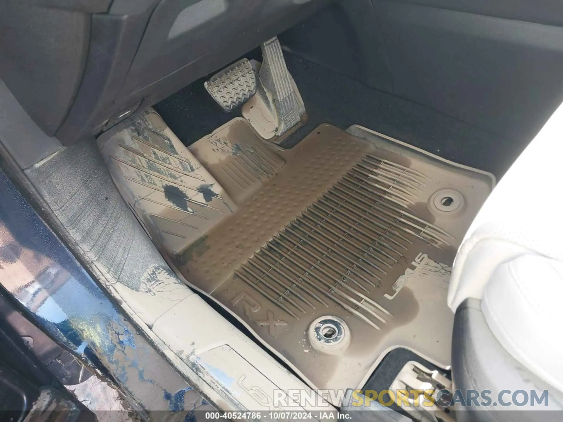 6 fotografías del automóvil dañado 2T2BAMBAXPC21C553 LEXUS RX 2023