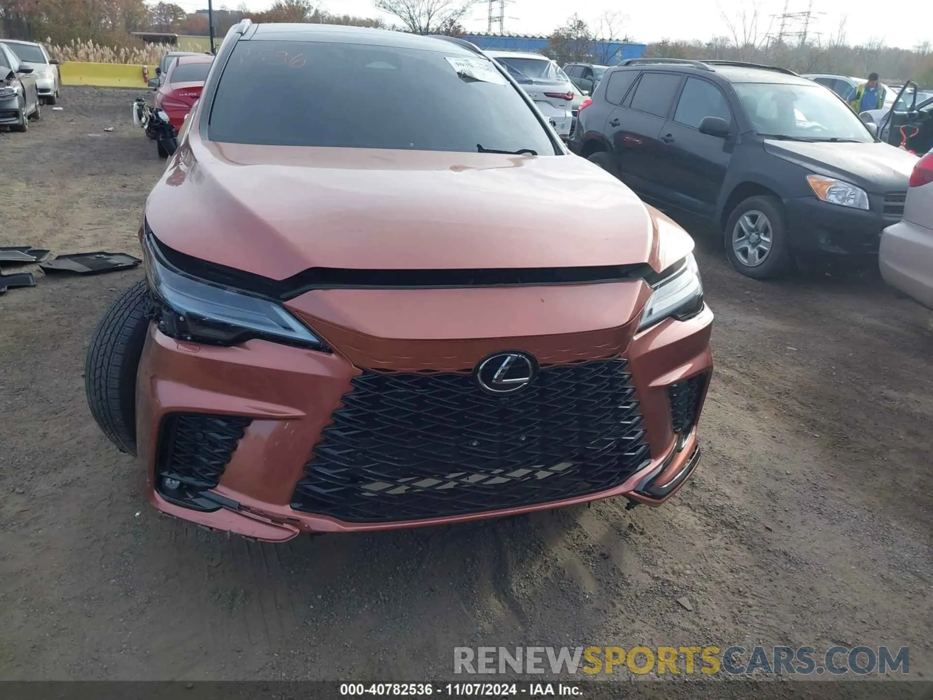 12 fotografías del automóvil dañado 2T2BCMEA5PC010074 LEXUS RX 2023