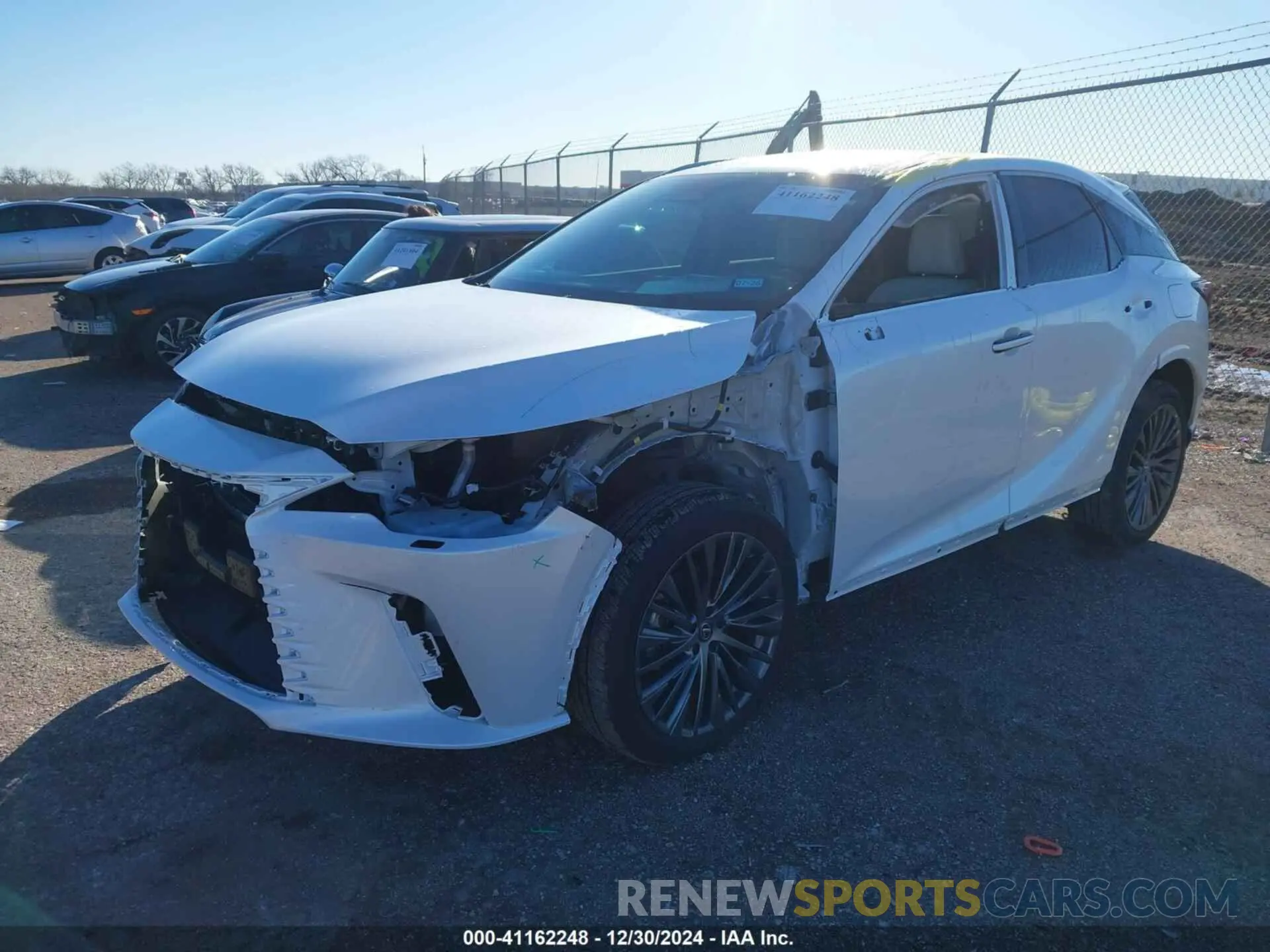2 fotografías del automóvil dañado 2T2BBMCA6RC051936 LEXUS RX 2024
