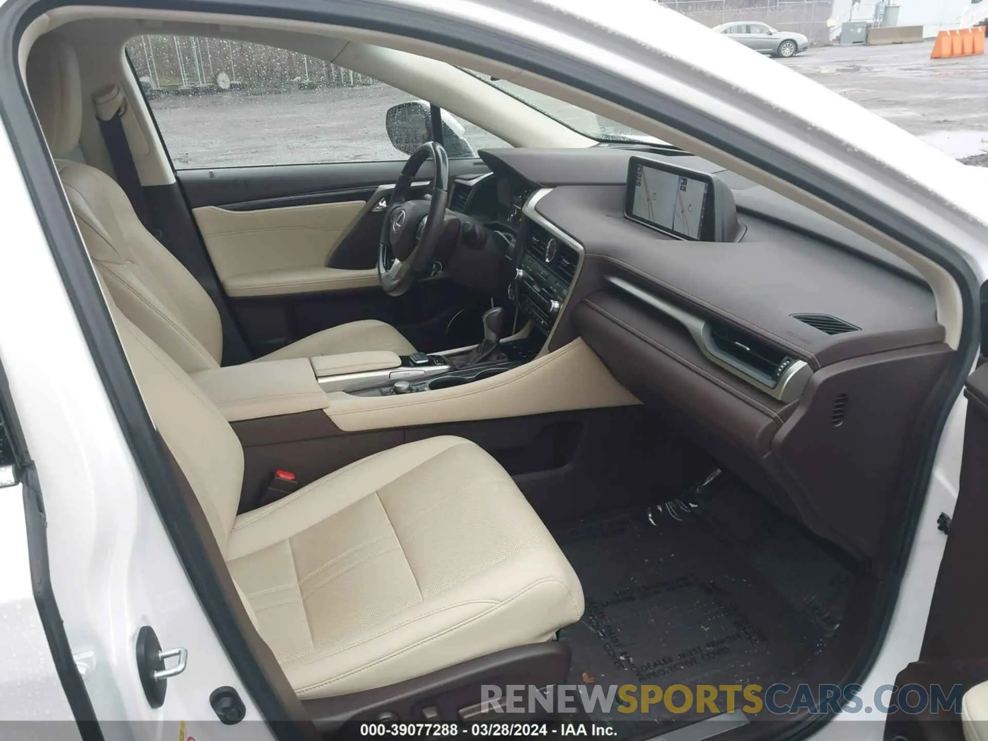5 fotografías del automóvil dañado 2T2BZMCA0KC202951 LEXUS RX 350 2019