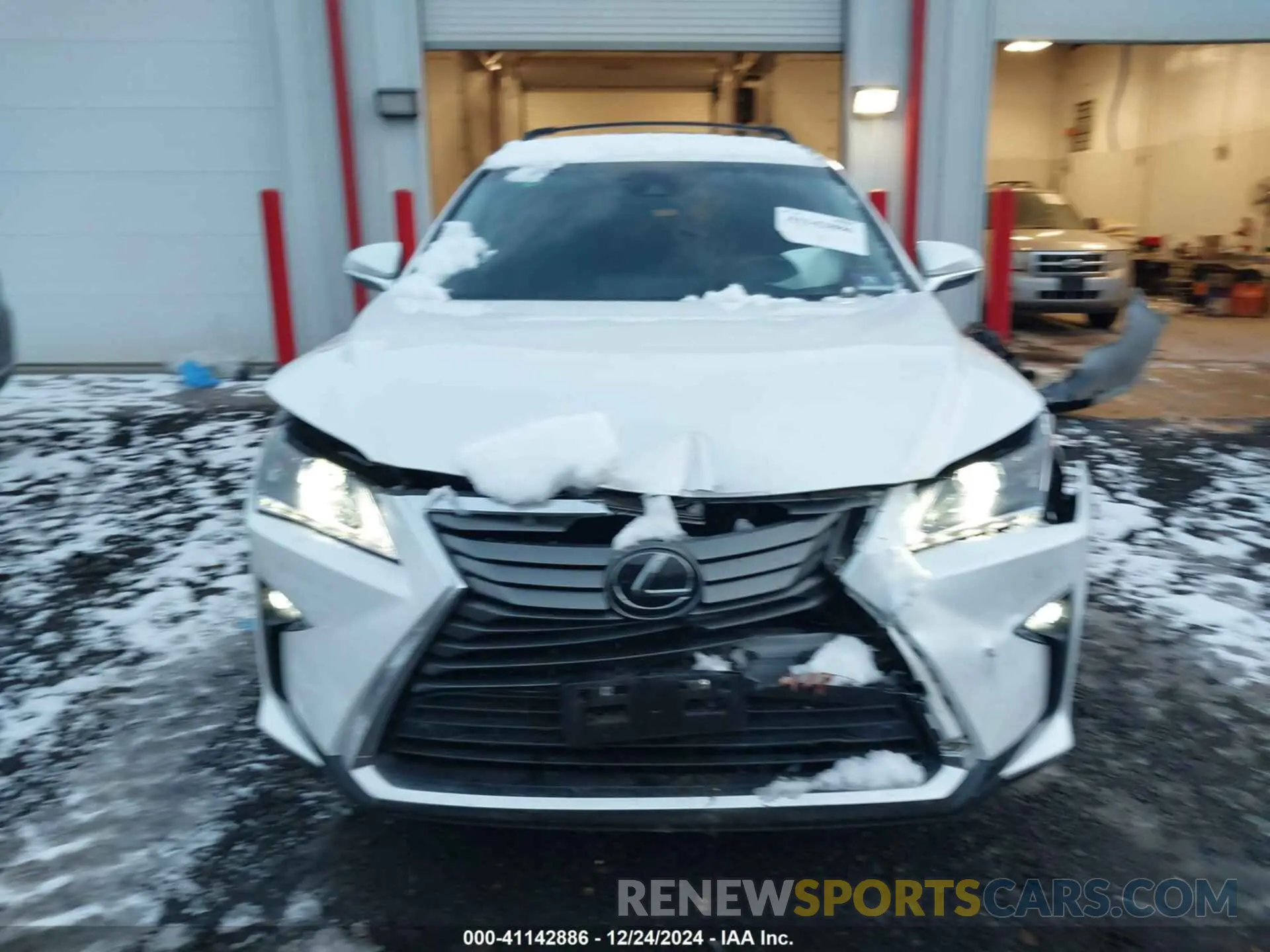 12 fotografías del automóvil dañado 2T2BZMCA1KC191684 LEXUS RX 350 2019