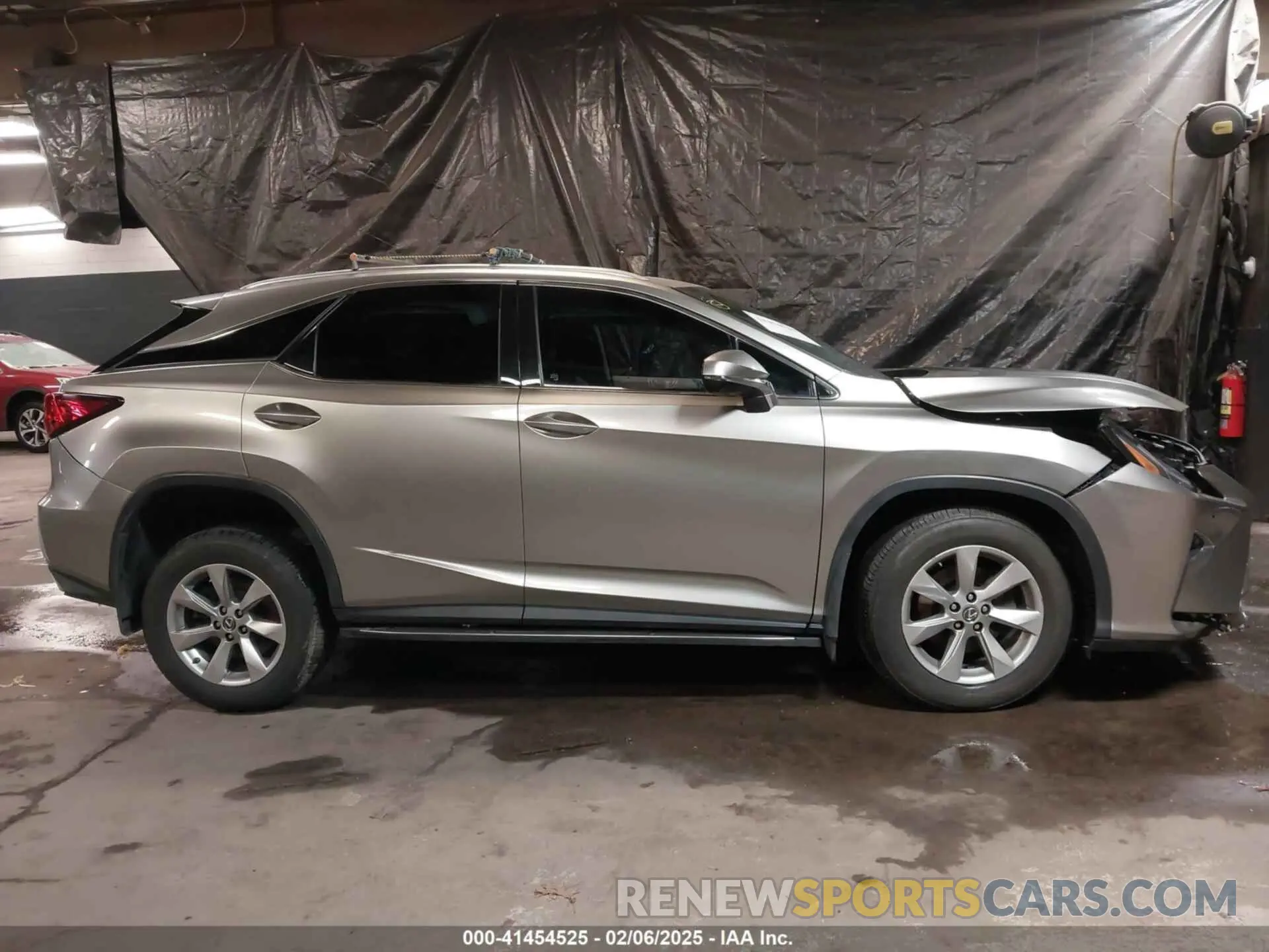14 fotografías del automóvil dañado 2T2BZMCA3KC170495 LEXUS RX 350 2019