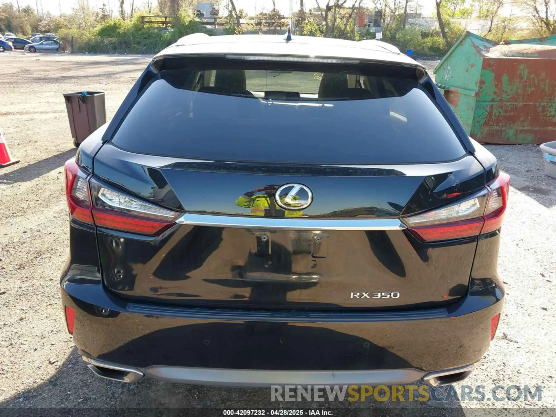 16 fotografías del automóvil dañado 2T2BZMCA3KC193615 LEXUS RX 350 2019