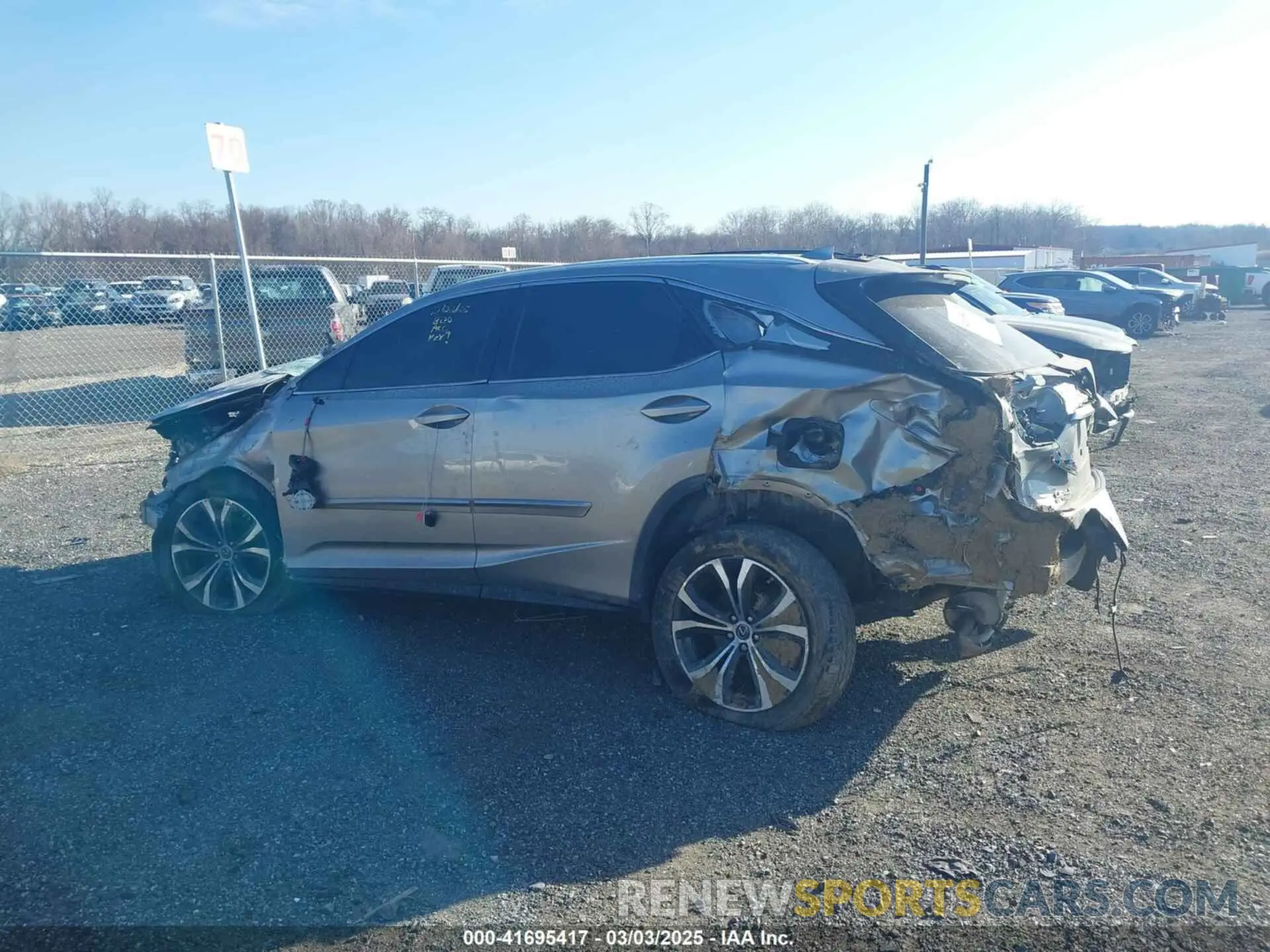 14 fotografías del automóvil dañado 2T2BZMCA3KC207125 LEXUS RX 350 2019