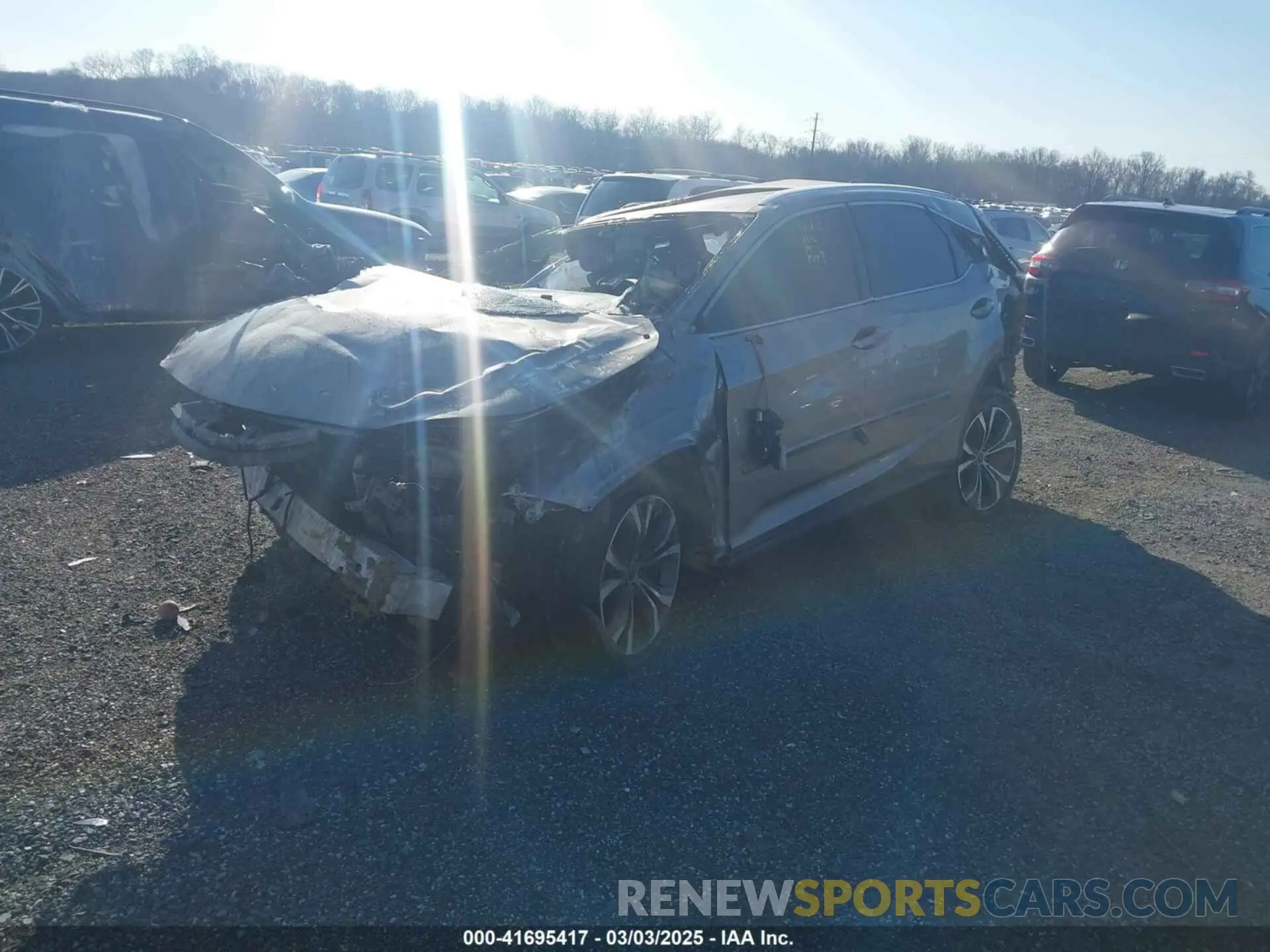 2 fotografías del automóvil dañado 2T2BZMCA3KC207125 LEXUS RX 350 2019