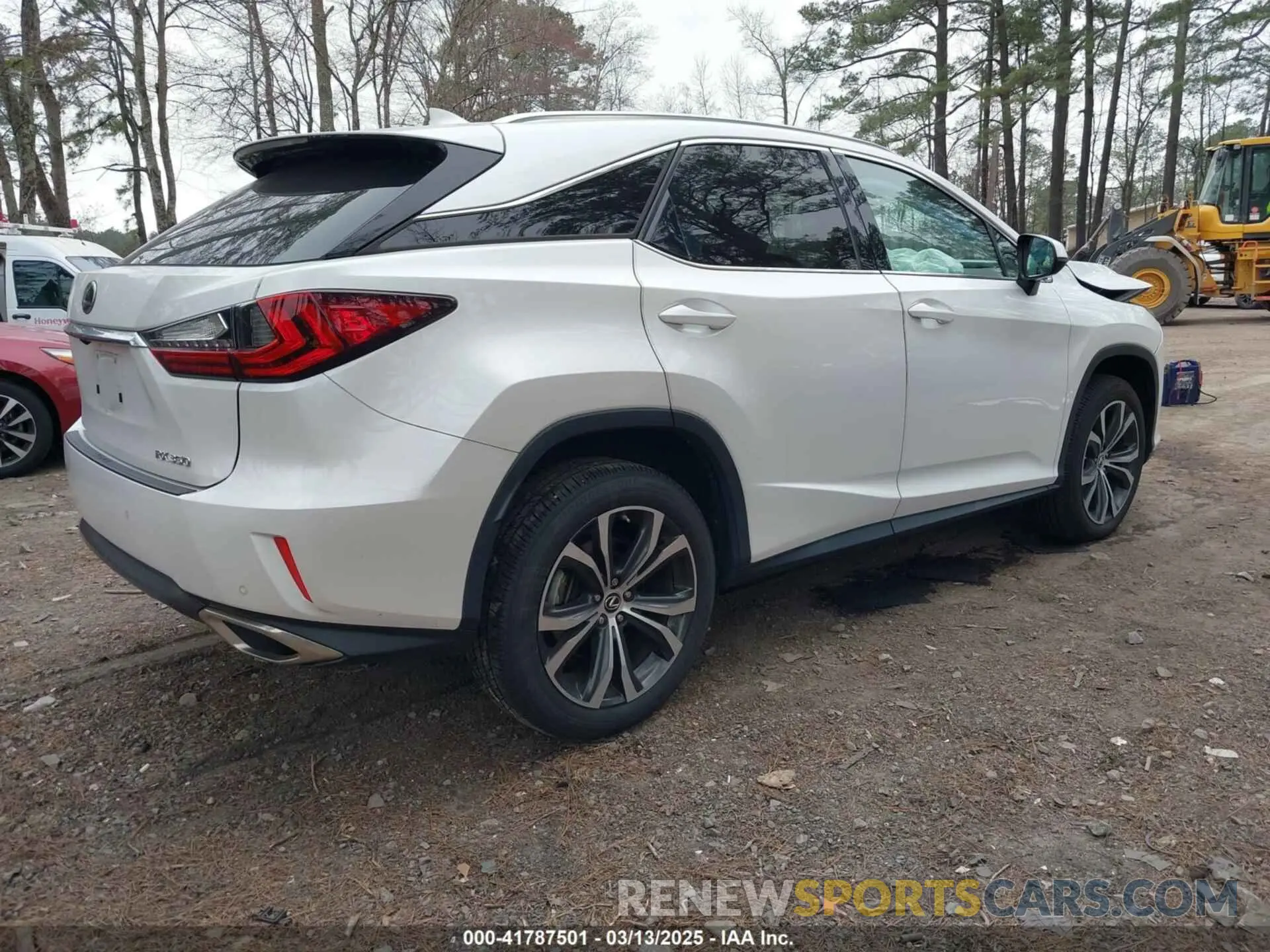 4 fotografías del automóvil dañado 2T2BZMCA6KC197075 LEXUS RX 350 2019